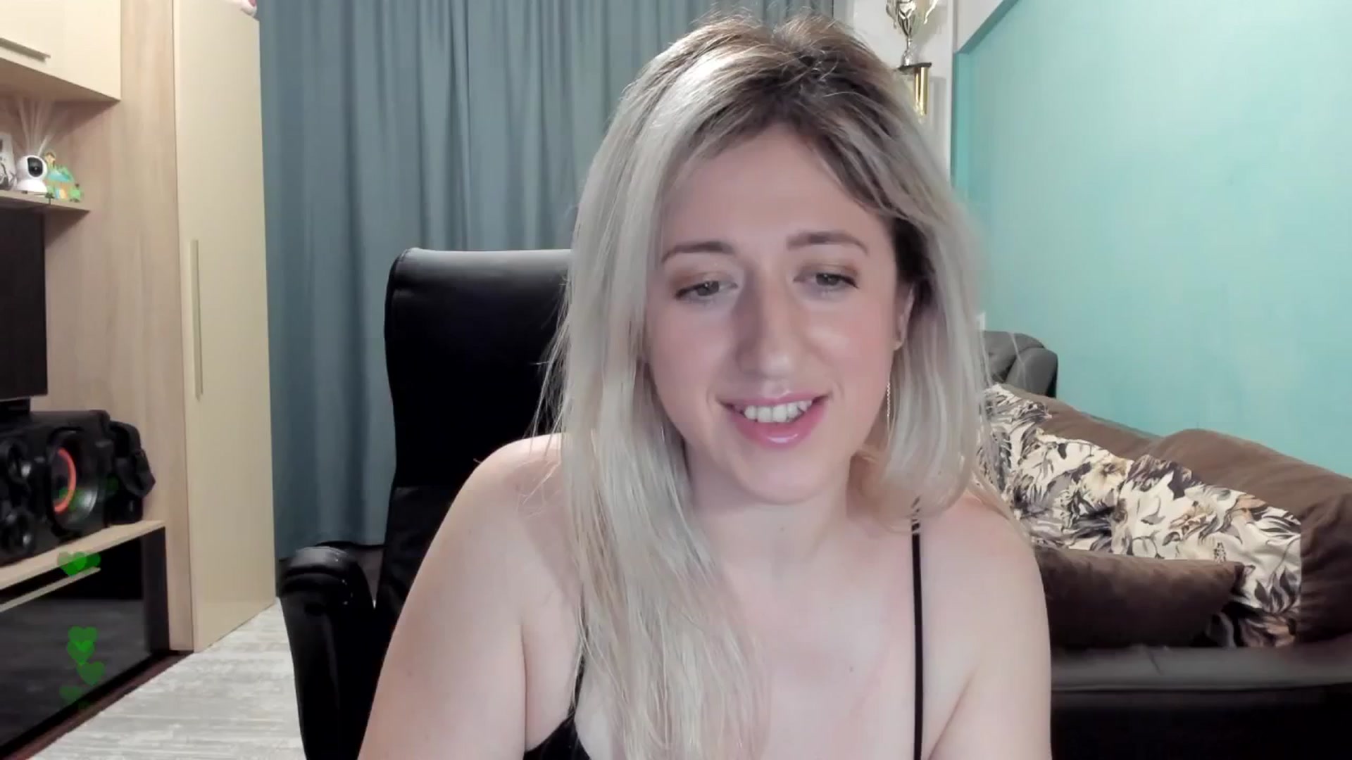 Gallery image thumbnail from SweetDelia_'s myfreecams stream on, 01/28/2026, 24:02 image 18 of 20