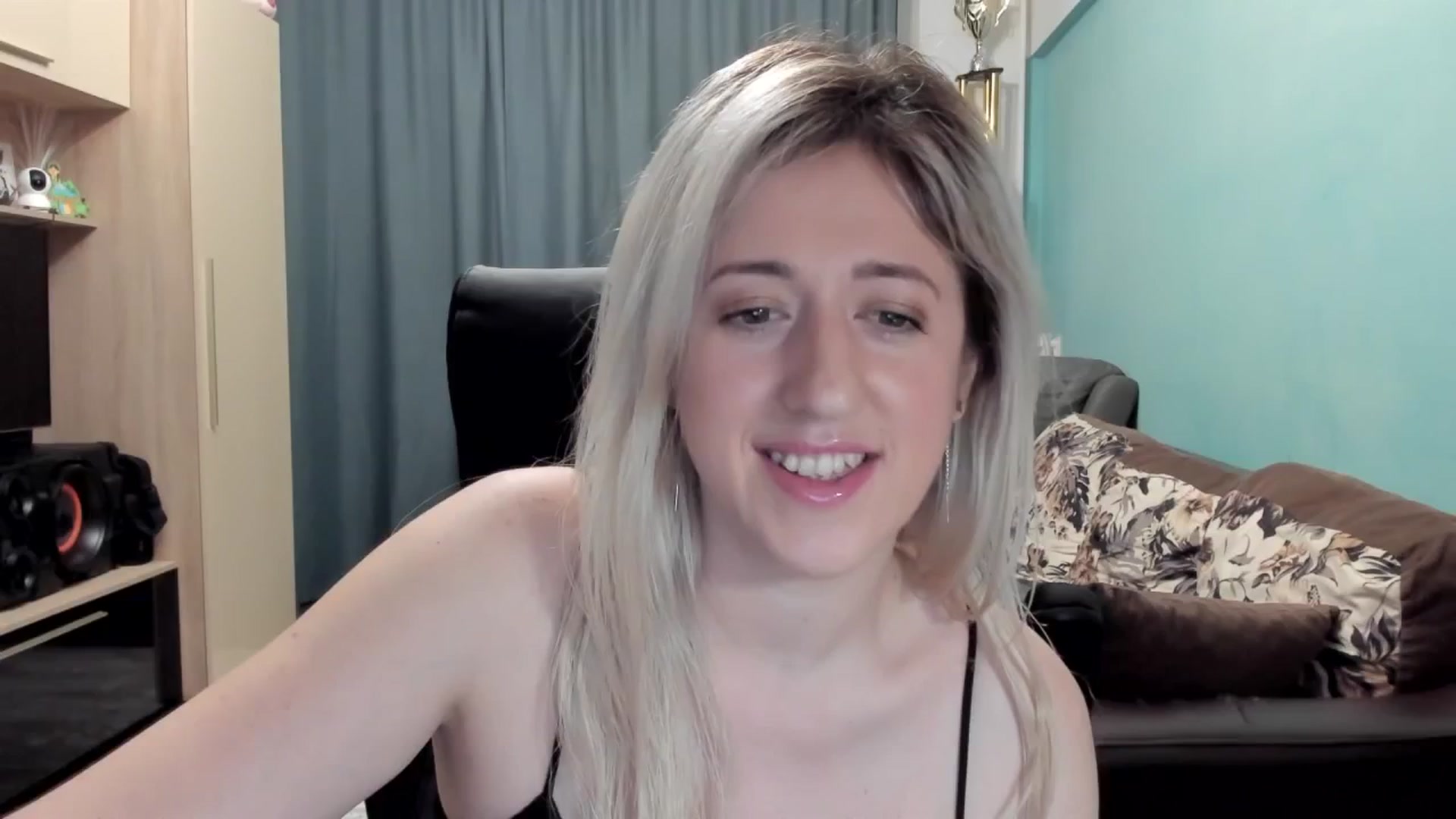 Gallery image thumbnail from SweetDelia_'s myfreecams stream on, 01/28/2026, 24:54 image 7 of 20
