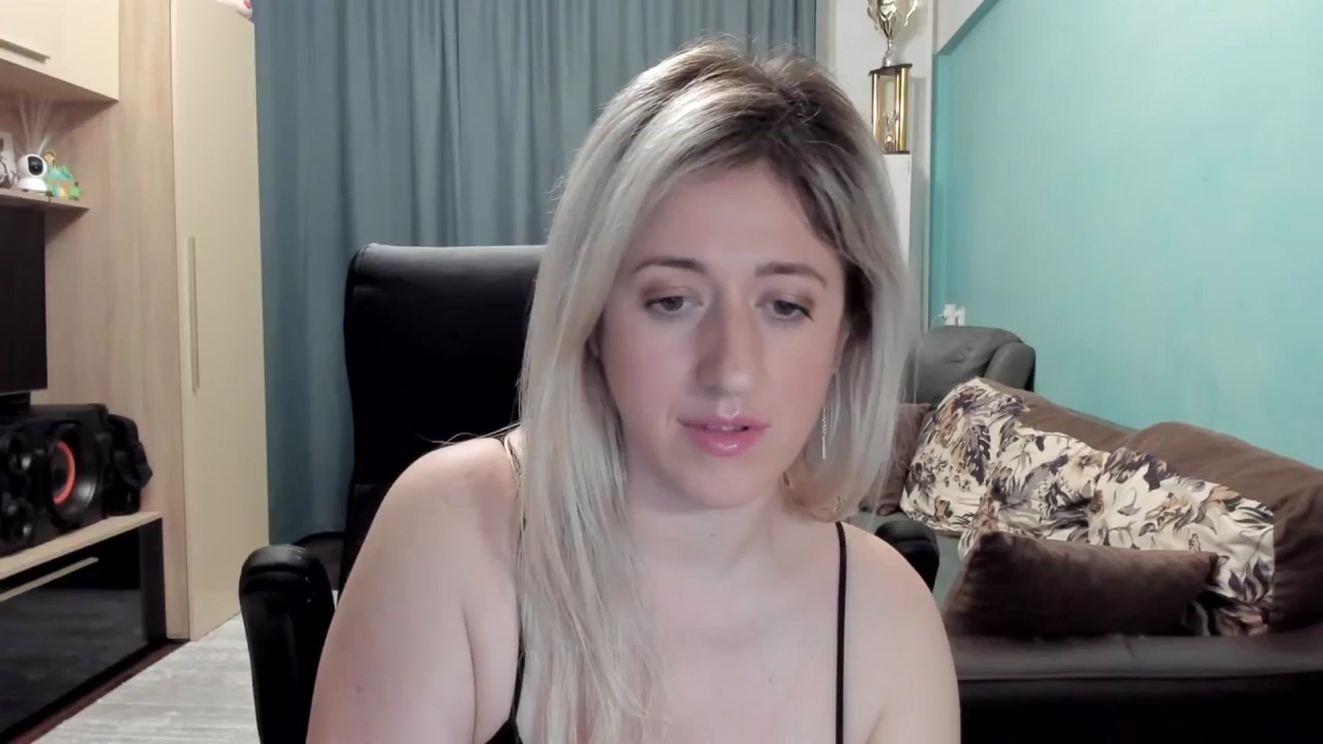 Gallery image thumbnail from SweetDelia_'s myfreecams stream on, 01/28/2026, 24:54 image 12 of 20