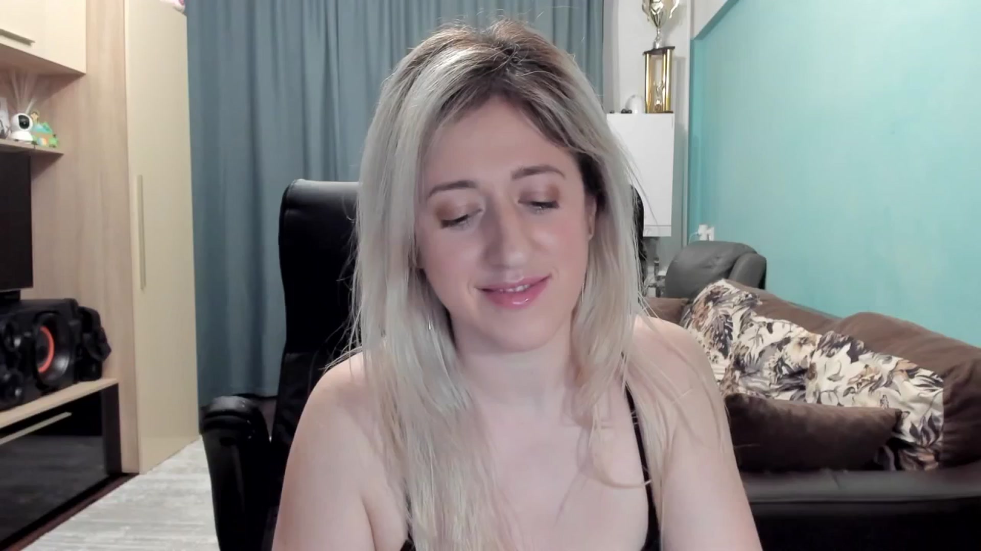 Gallery image thumbnail from SweetDelia_'s myfreecams stream on, 01/28/2026, 24:54 image 1 of 20