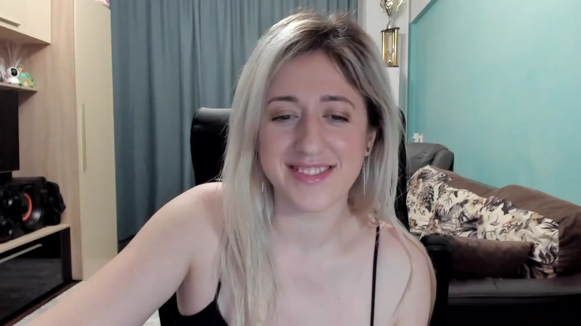 Gallery image thumbnail from SweetDelia_'s myfreecams stream on, 01/28/2026, 24:54 image 4 of 20