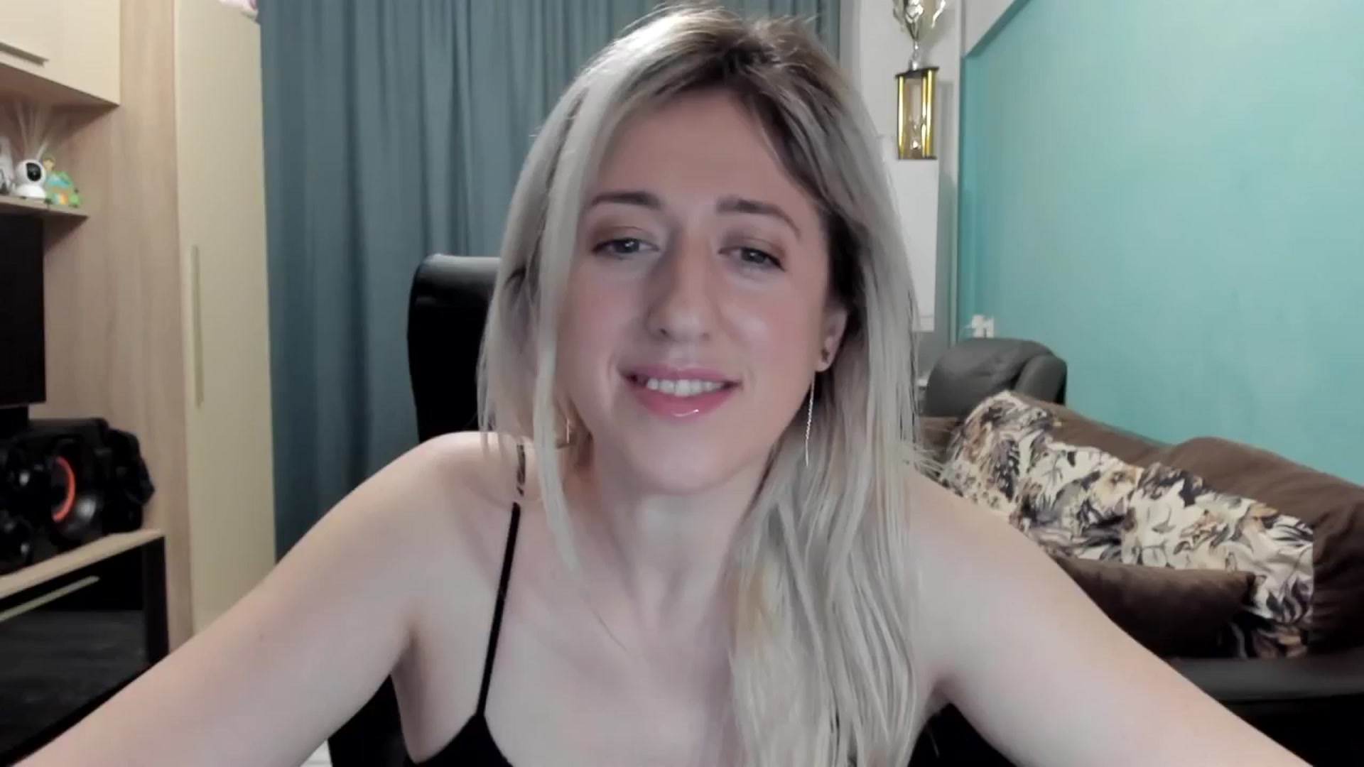 Gallery image thumbnail from SweetDelia_'s myfreecams stream on, 01/28/2026, 24:54 image 20 of 20
