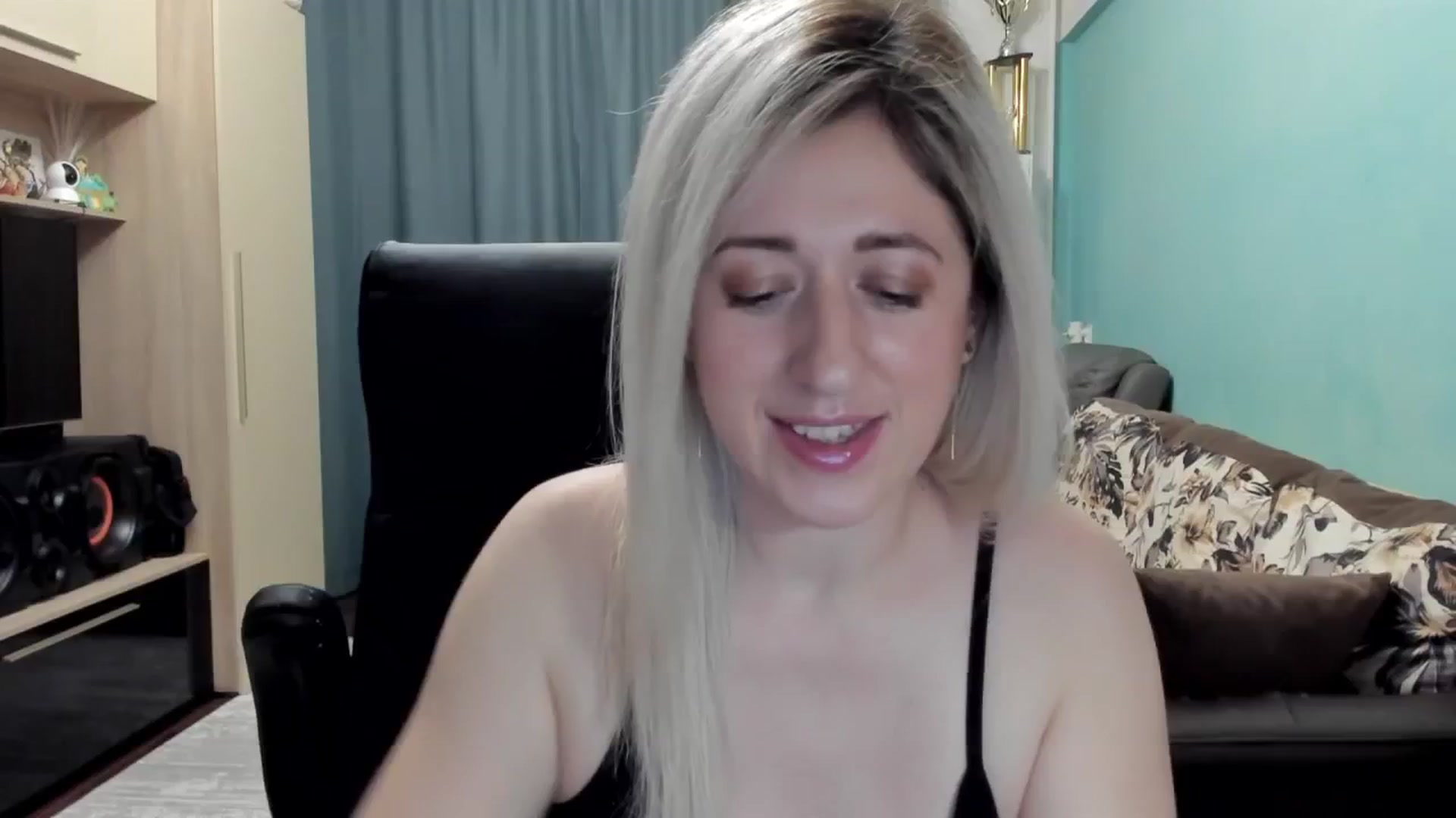 Gallery image thumbnail from SweetDelia_'s myfreecams stream on, 01/31/2026, 02:22 image 17 of 20
