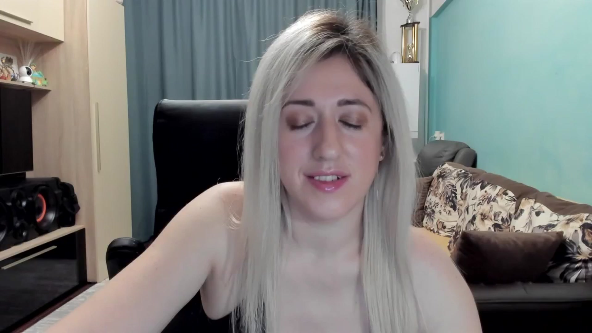 Gallery image thumbnail from SweetDelia_'s myfreecams stream on, 01/31/2026, 03:32 image 16 of 20