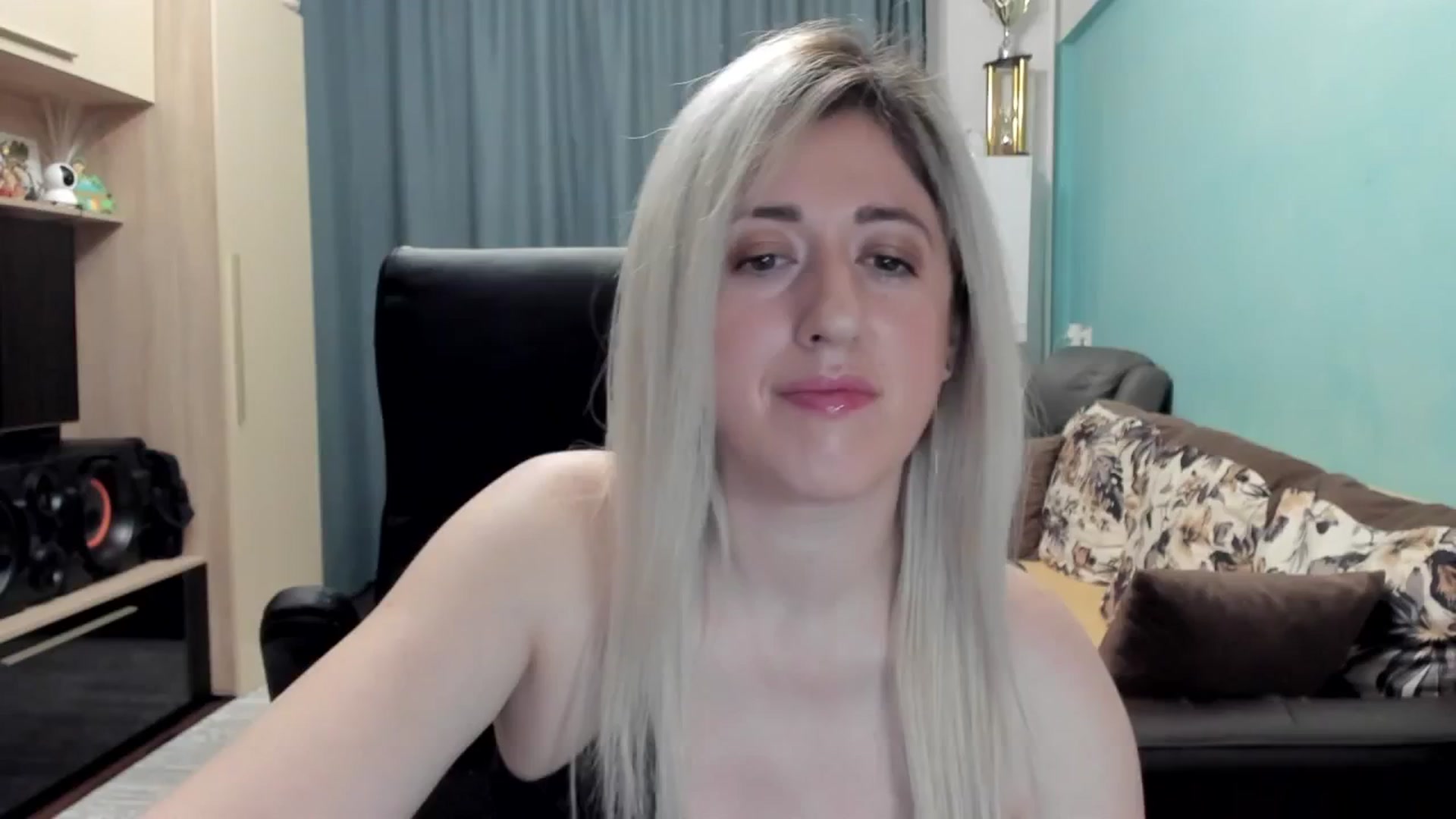Gallery image thumbnail from SweetDelia_'s myfreecams stream on, 01/31/2026, 03:32 image 13 of 20