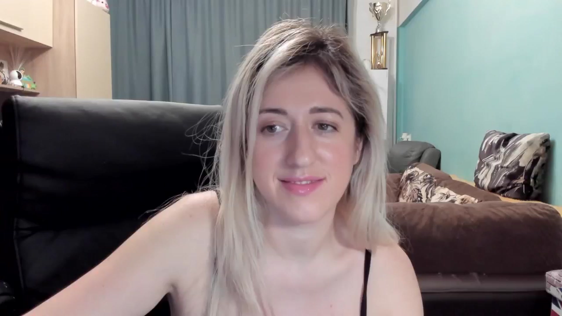 Gallery image thumbnail from SweetDelia_'s myfreecams stream on, 02/04/2026, 01:25 image 4 of 20