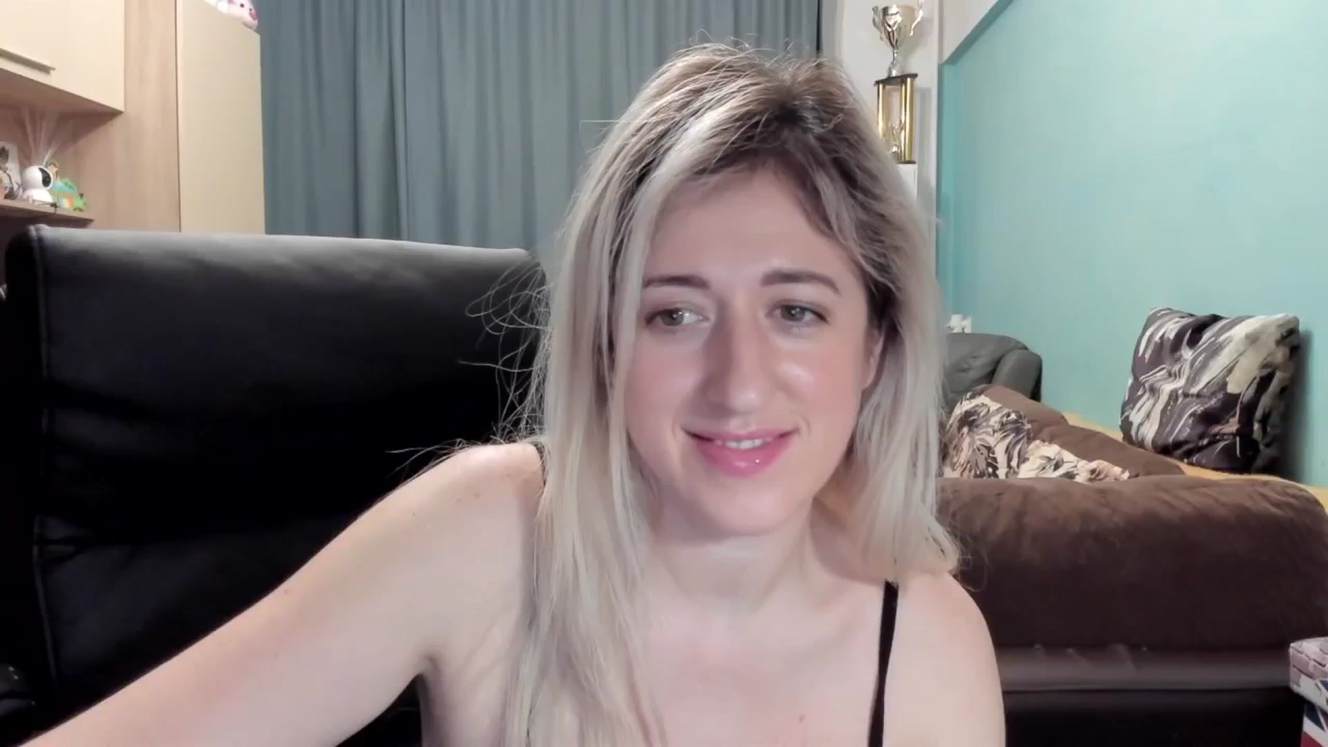 Gallery image thumbnail from SweetDelia_'s myfreecams stream on, 02/04/2026, 01:25 image 3 of 20