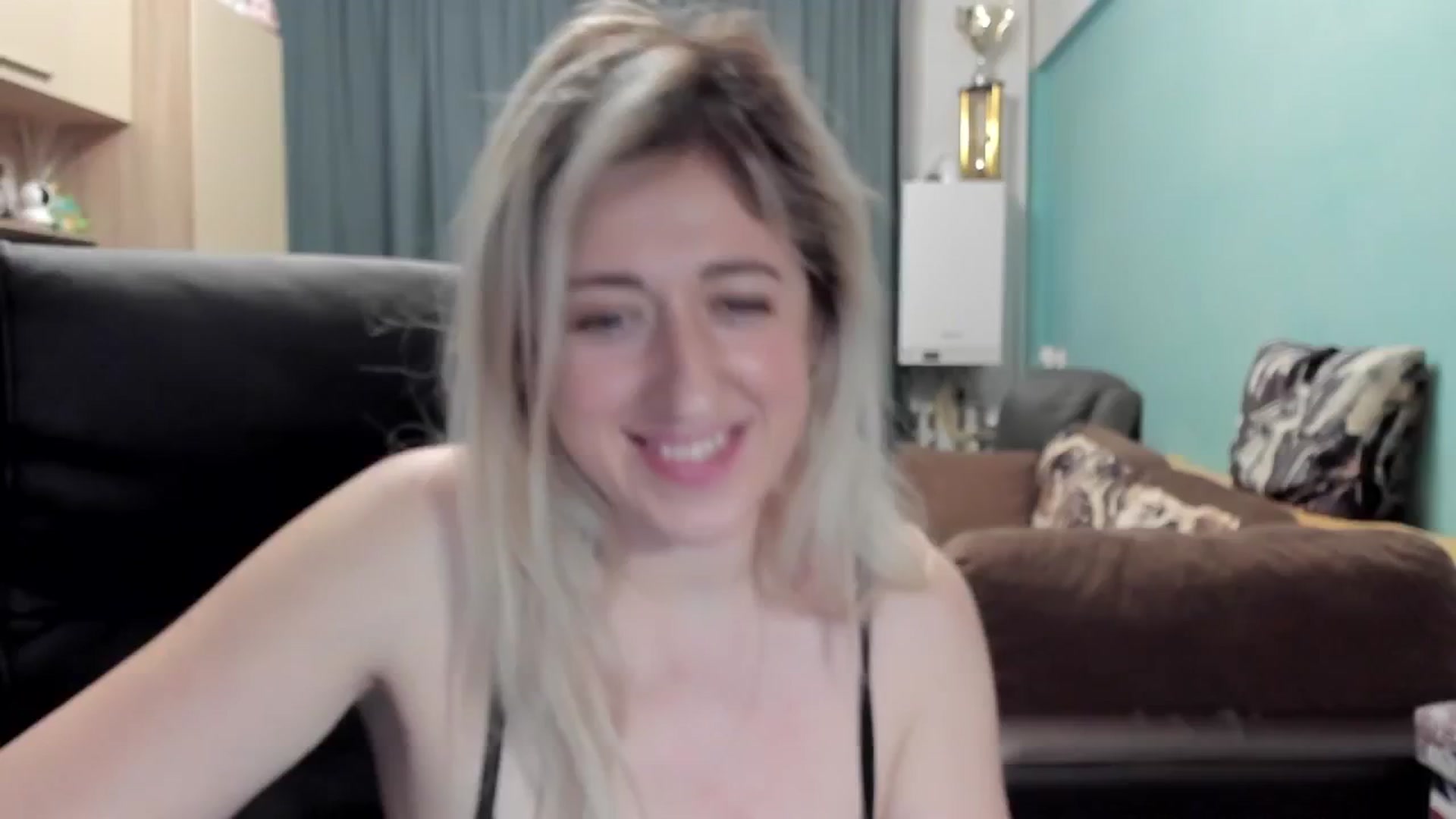 Gallery image thumbnail from SweetDelia_'s myfreecams stream on, 02/04/2026, 01:25 image 8 of 20