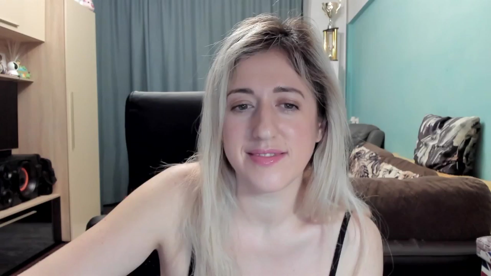 Gallery image thumbnail from SweetDelia_'s myfreecams stream on, 02/04/2026, 03:47 image 10 of 20