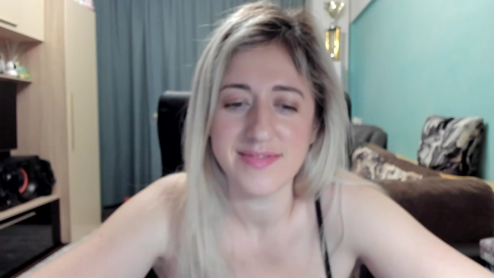 Gallery image thumbnail from SweetDelia_'s myfreecams stream on, 02/04/2026, 03:47 image 5 of 20