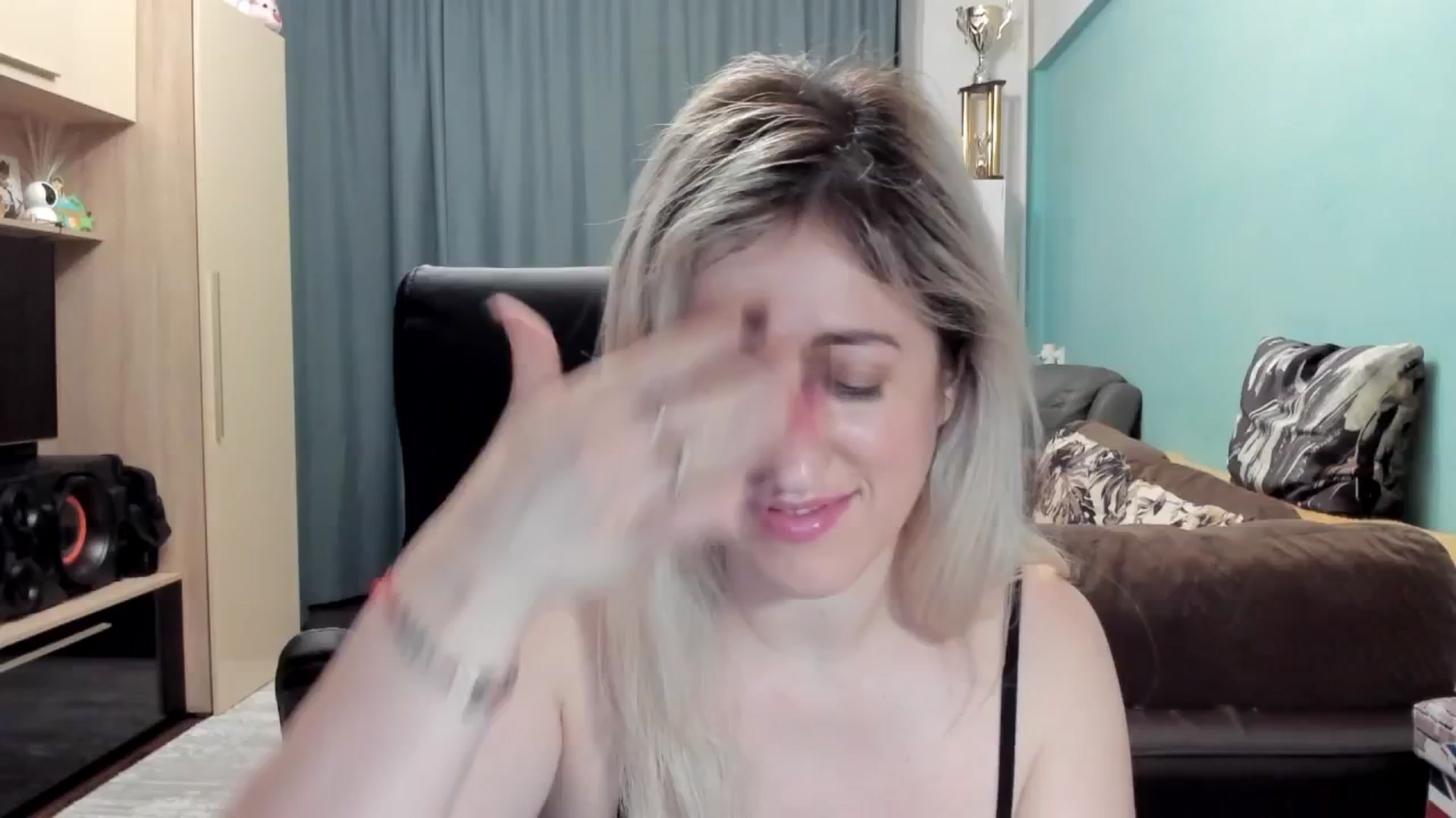 Gallery image thumbnail from SweetDelia_'s myfreecams stream on, 02/04/2026, 03:47 image 17 of 20