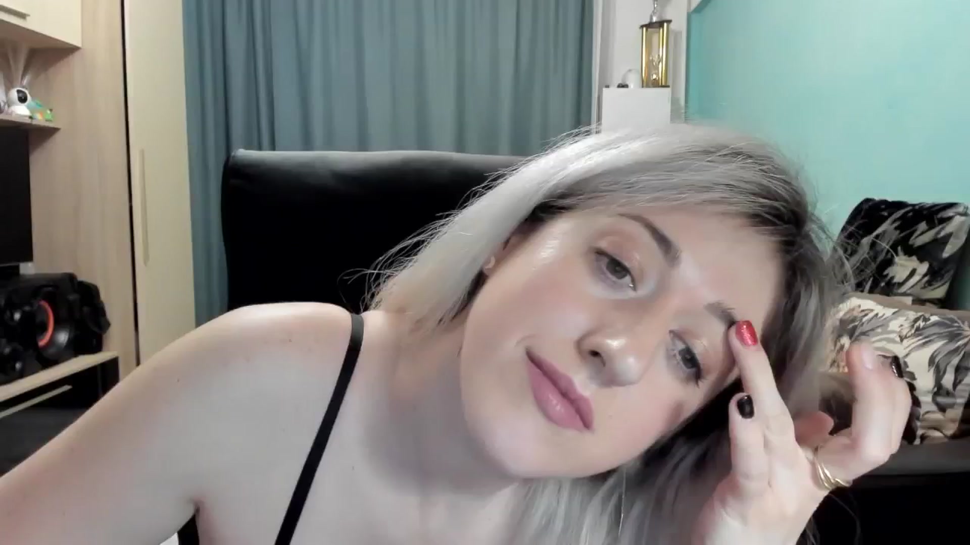 Gallery image thumbnail from SweetDelia_'s myfreecams stream on, 02/08/2026, 01:04 image 9 of 20