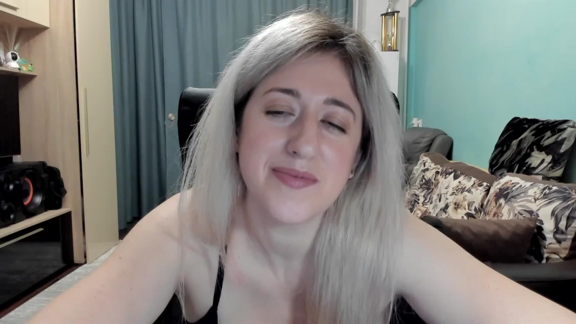 Gallery image thumbnail from SweetDelia_'s myfreecams stream on, 02/08/2026, 03:25 image 5 of 20