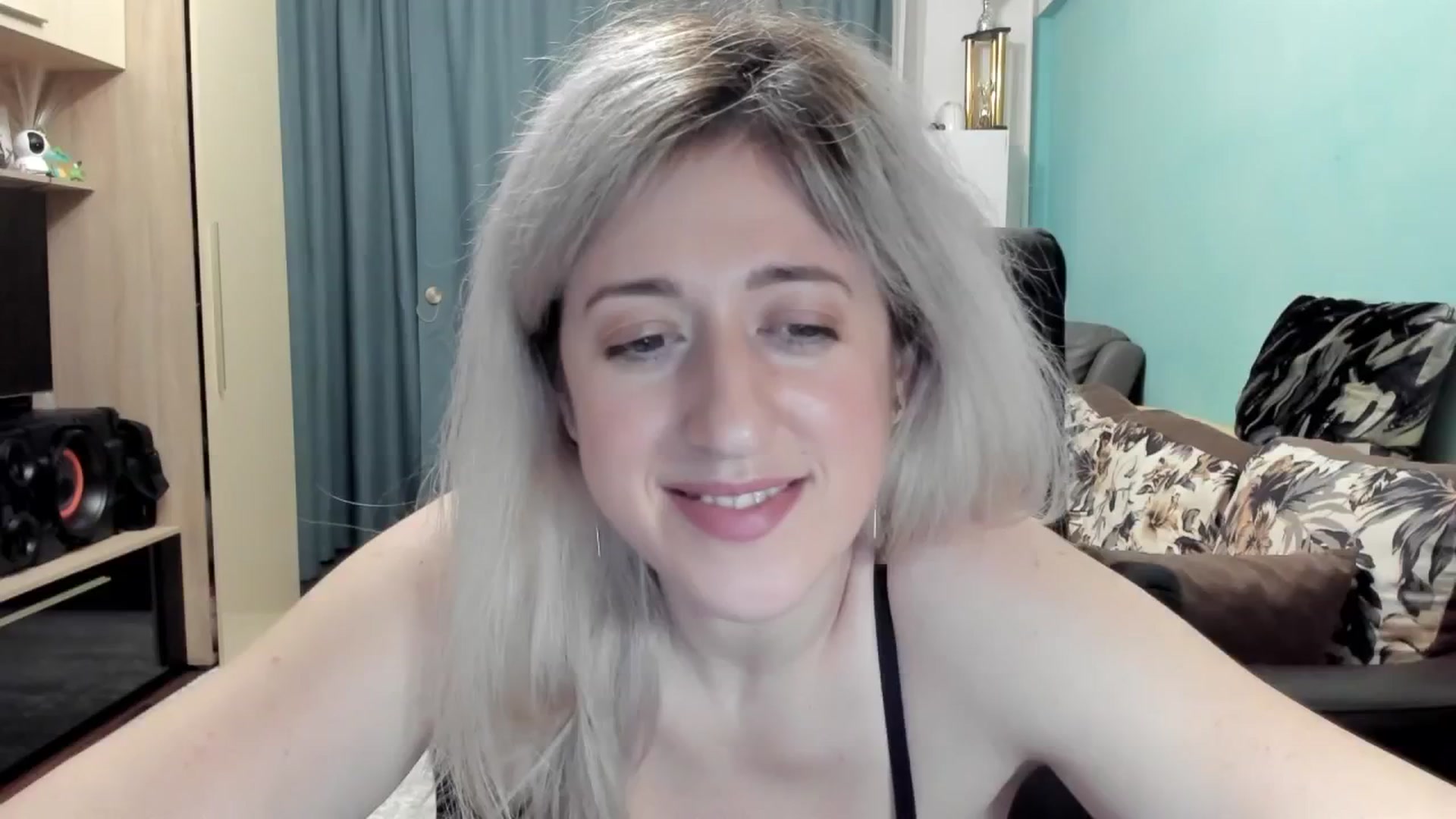 Gallery image thumbnail from SweetDelia_'s myfreecams stream on, 02/08/2026, 03:25 image 14 of 20