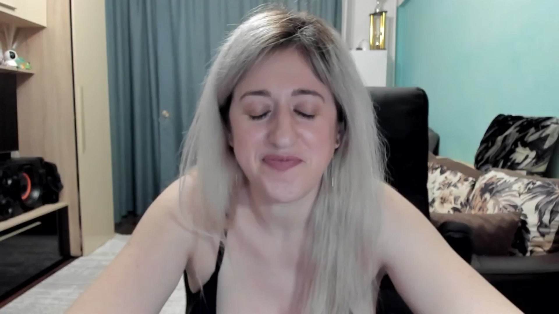 Gallery image thumbnail from SweetDelia_'s myfreecams stream on, 02/08/2026, 03:25 image 8 of 20
