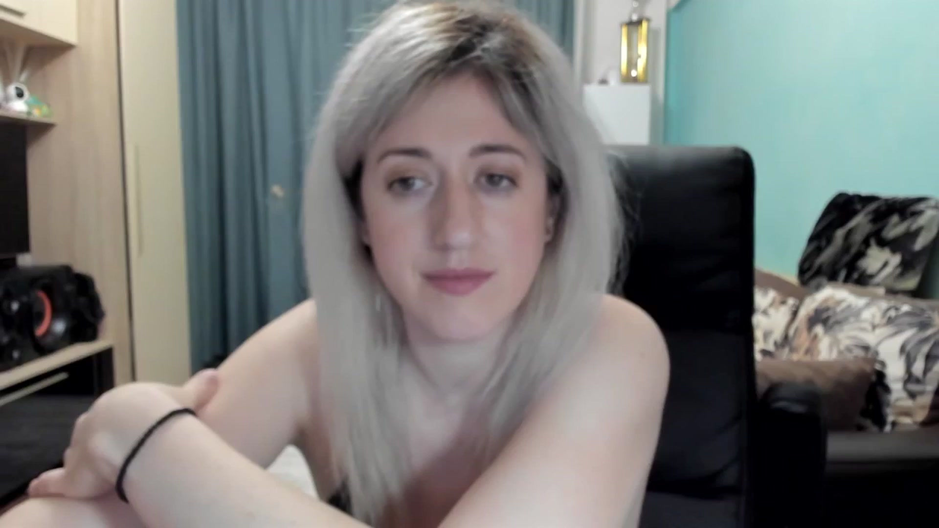 Gallery image thumbnail from SweetDelia_'s myfreecams stream on, 02/08/2026, 03:25 image 18 of 20