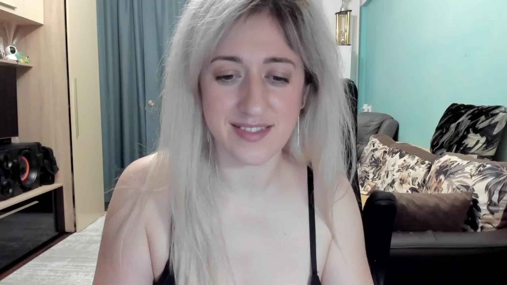 Gallery image thumbnail from SweetDelia_'s myfreecams stream on, 02/08/2026, 04:01 image 18 of 20