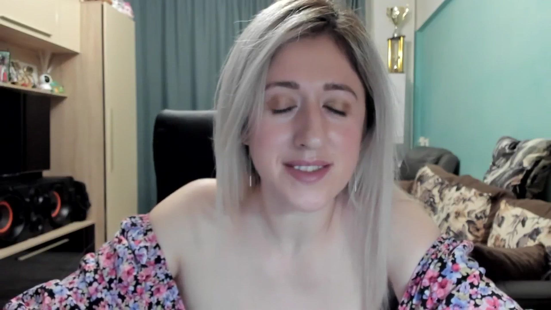 Gallery image thumbnail from SweetDelia_'s myfreecams stream on, 02/08/2026, 23:33 image 17 of 20