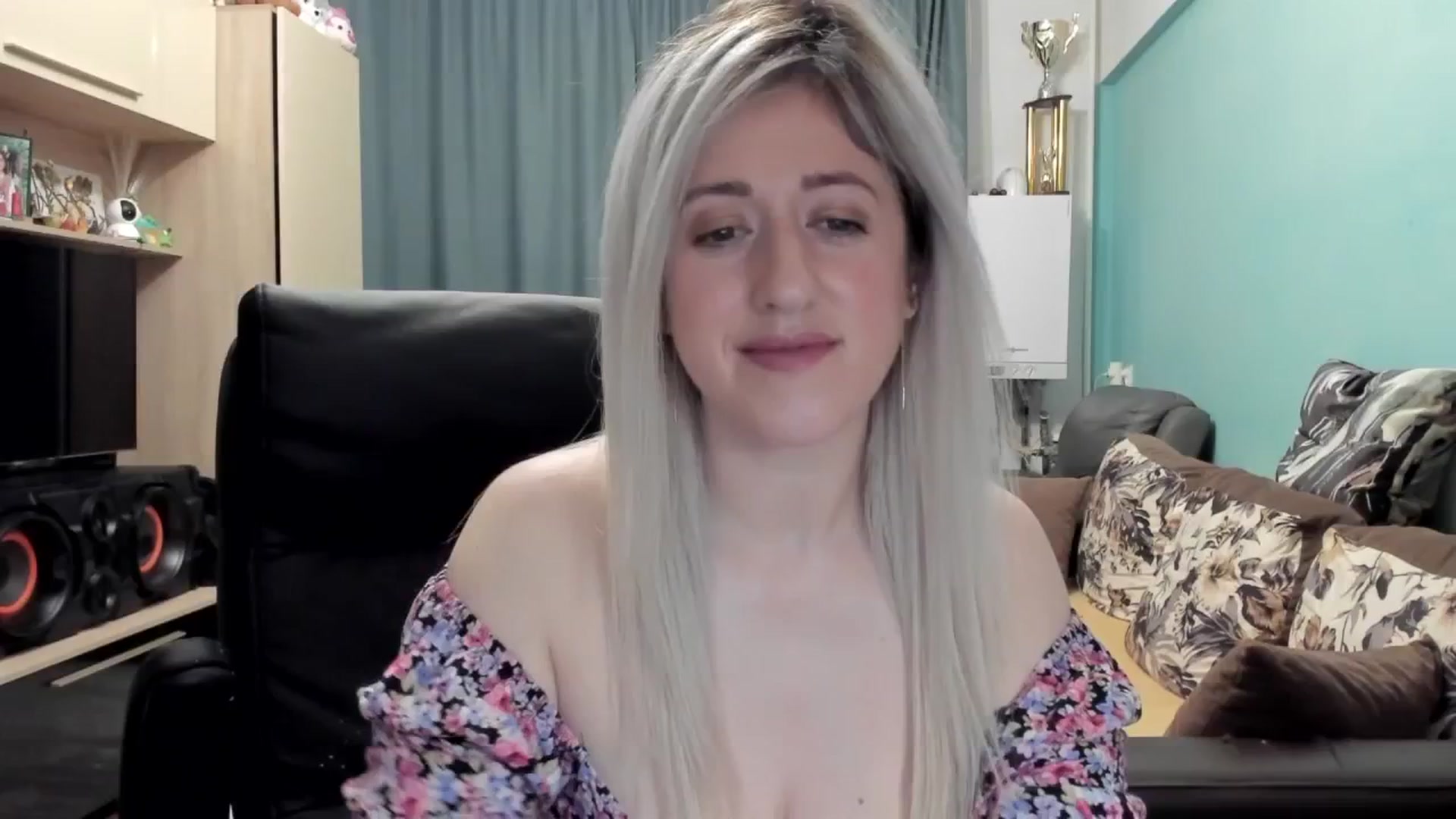 Gallery image thumbnail from SweetDelia_'s myfreecams stream on, 02/09/2026, 01:31 image 14 of 20