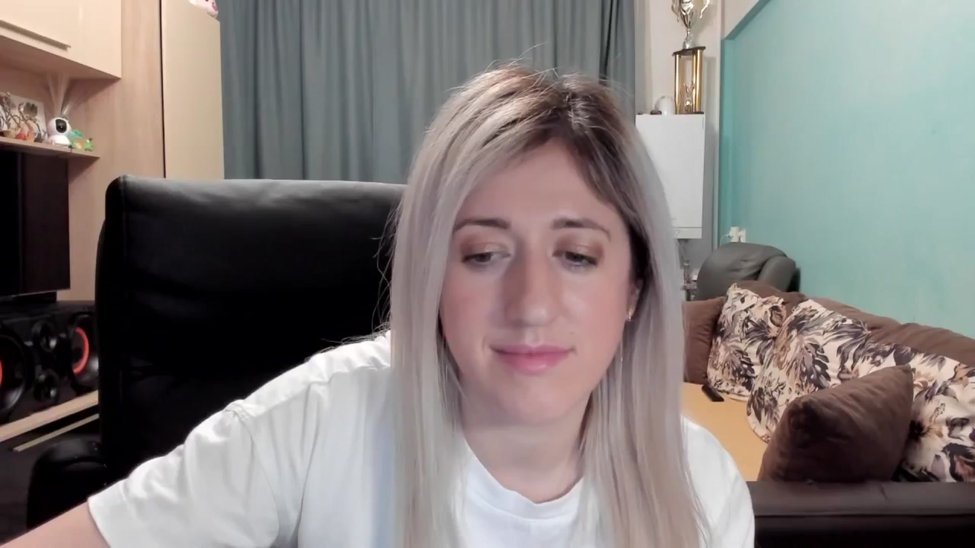 Gallery image thumbnail from SweetDelia_'s myfreecams stream on, 02/10/2026, 02:33 image 15 of 20