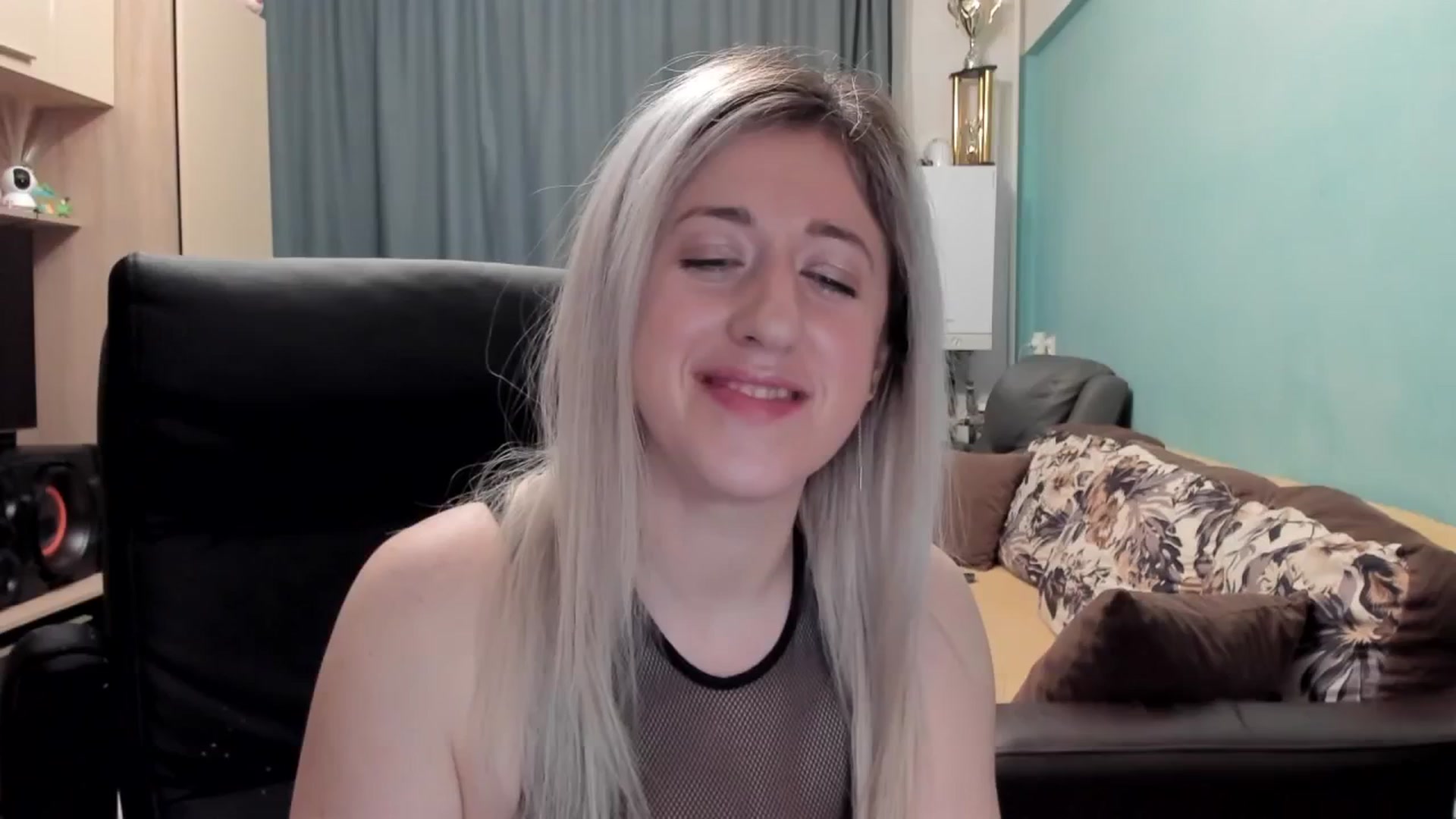 Gallery image thumbnail from SweetDelia_'s myfreecams stream on, 02/11/2026, 03:06 image 18 of 20