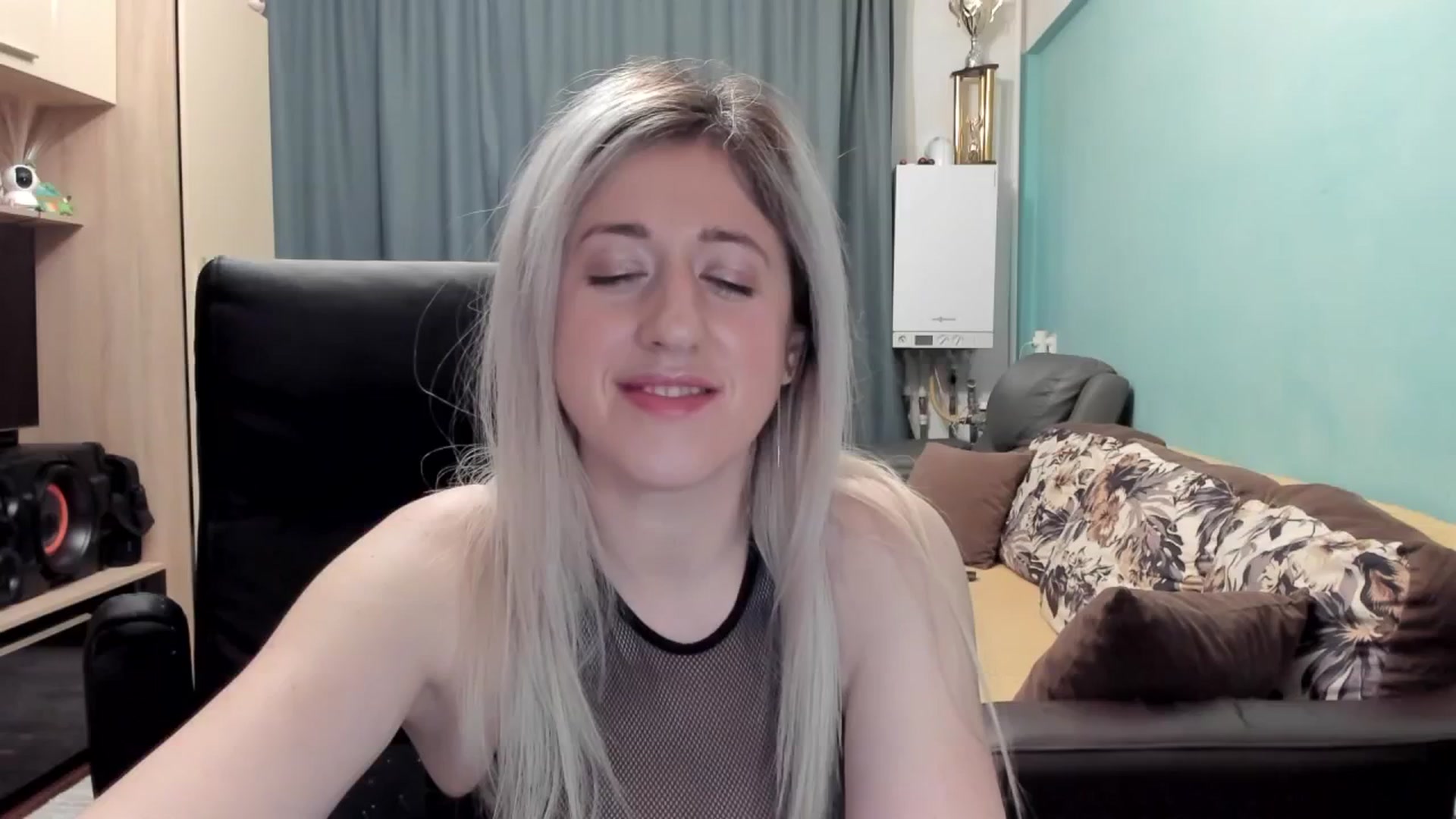 Gallery image thumbnail from SweetDelia_'s myfreecams stream on, 02/11/2026, 03:06 image 14 of 20