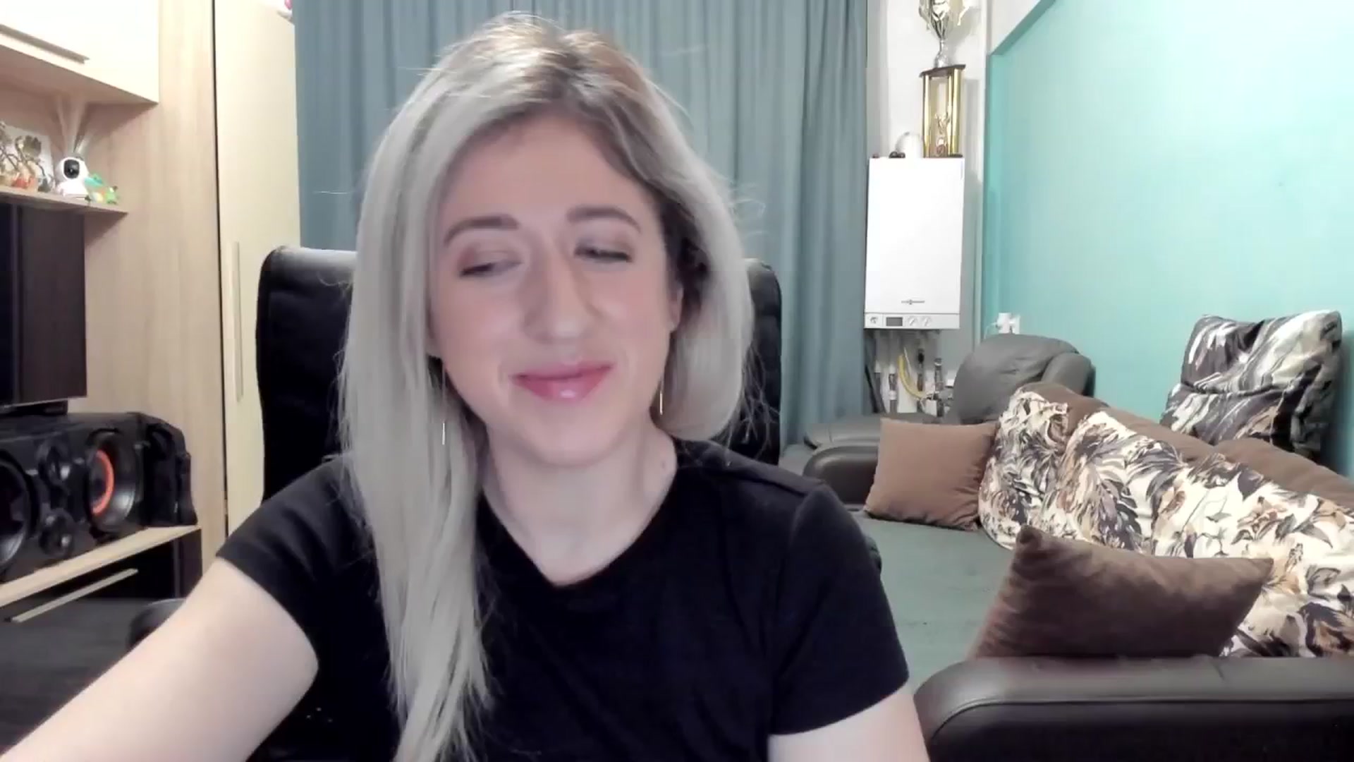 Gallery image thumbnail from SweetDelia_'s myfreecams stream on, 02/11/2026, 23:52 image 10 of 20