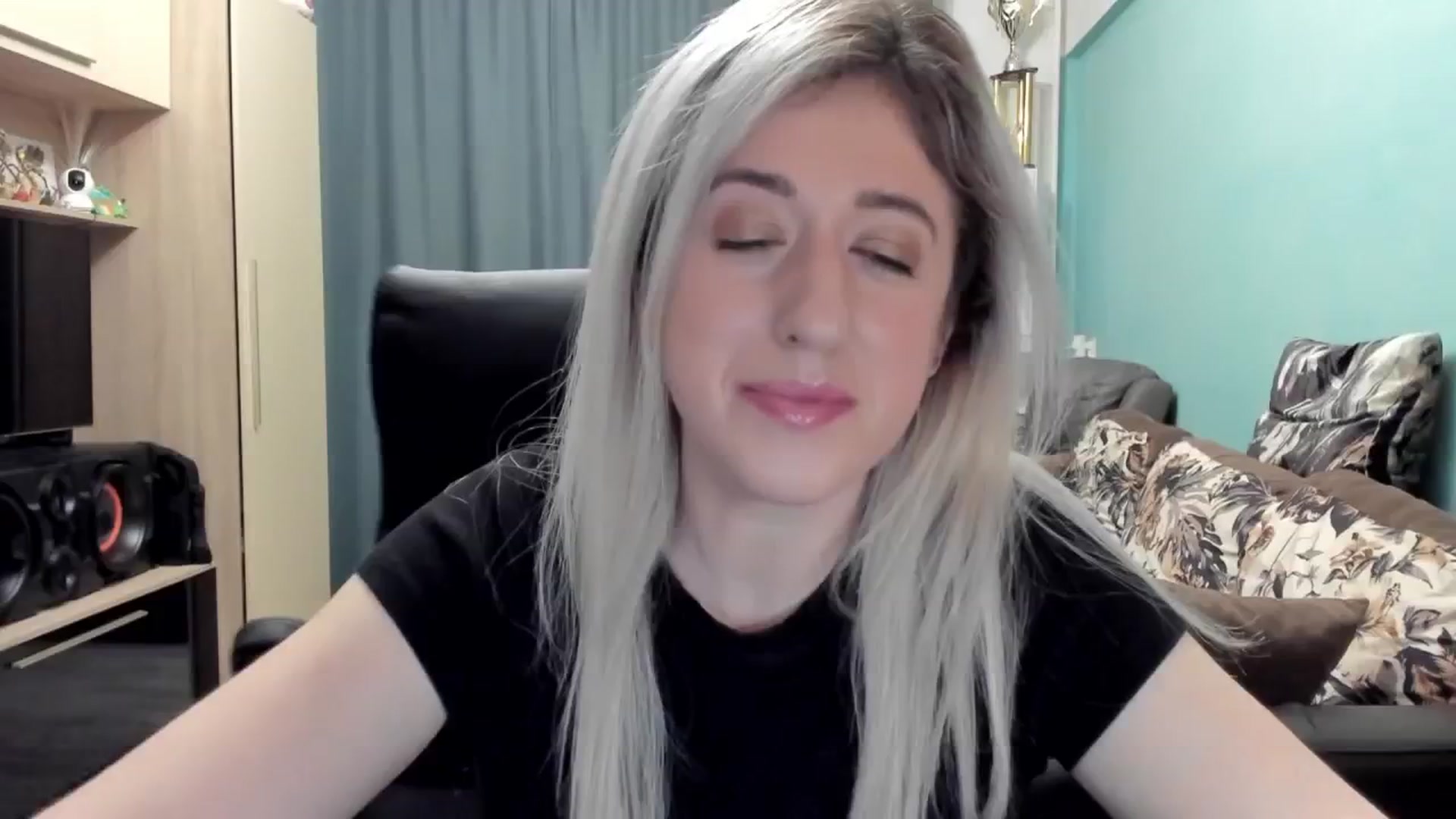 Gallery image thumbnail from SweetDelia_'s myfreecams stream on, 02/11/2026, 23:52 image 4 of 20