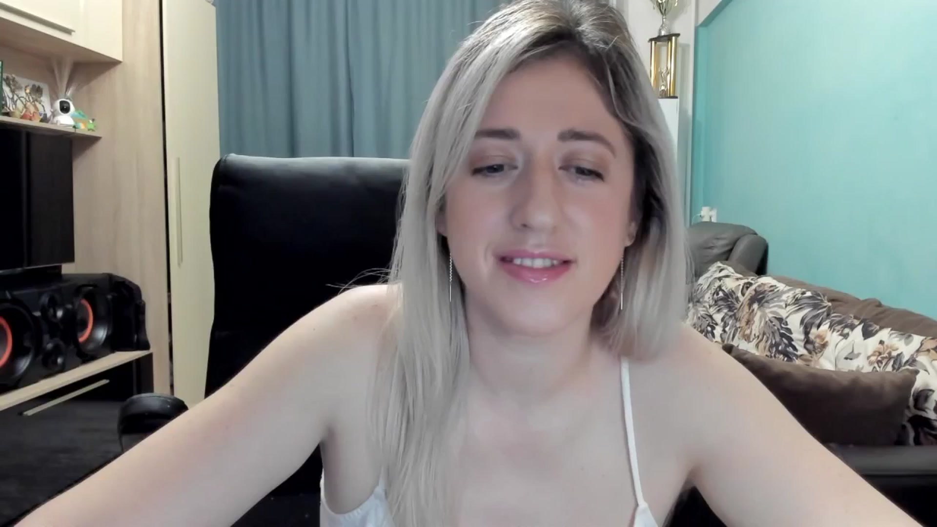 Gallery image thumbnail from SweetDelia_'s myfreecams stream on, 02/12/2026, 23:52 image 8 of 20