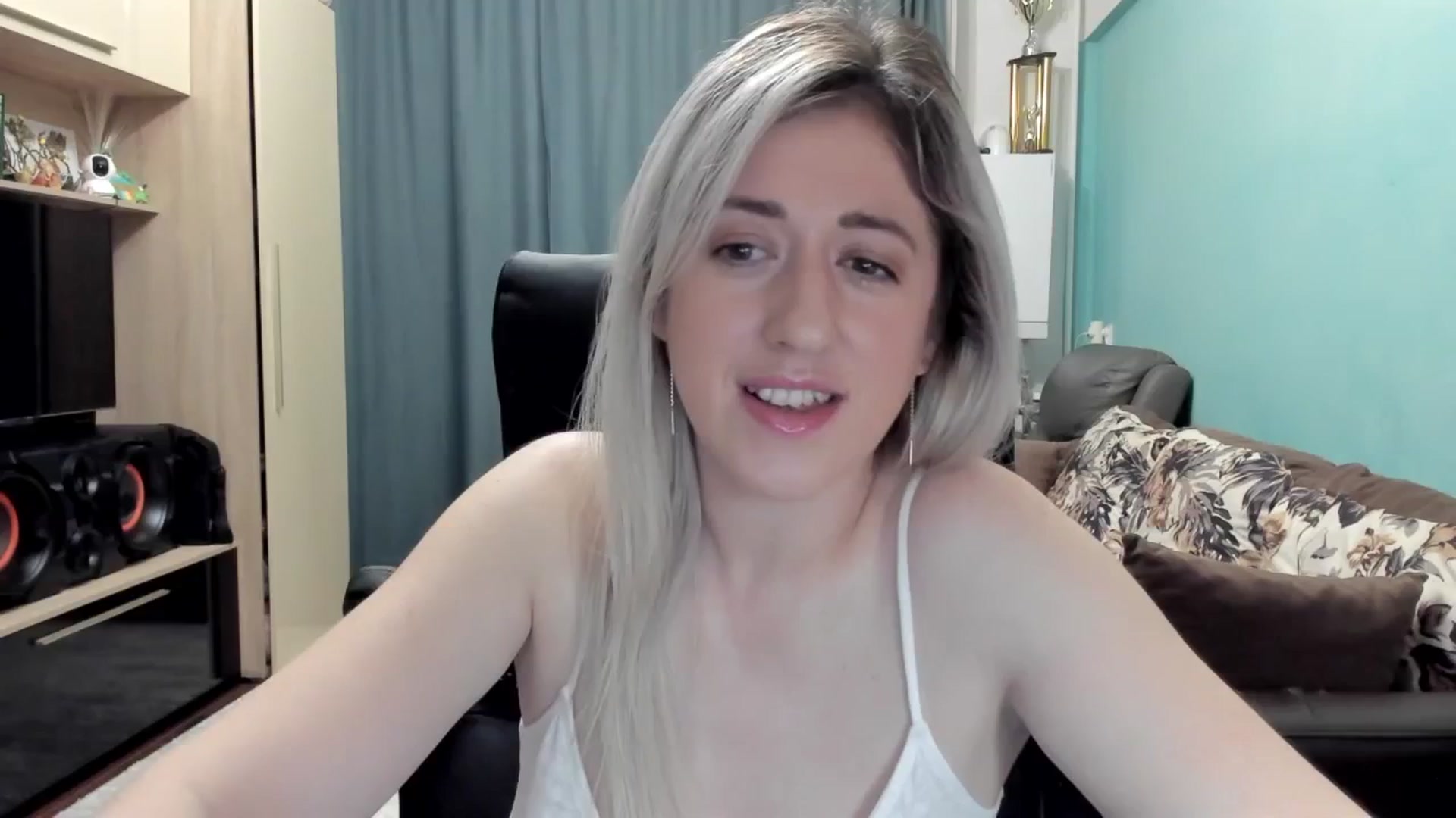 Gallery image thumbnail from SweetDelia_'s myfreecams stream on, 02/12/2026, 23:52 image 2 of 20
