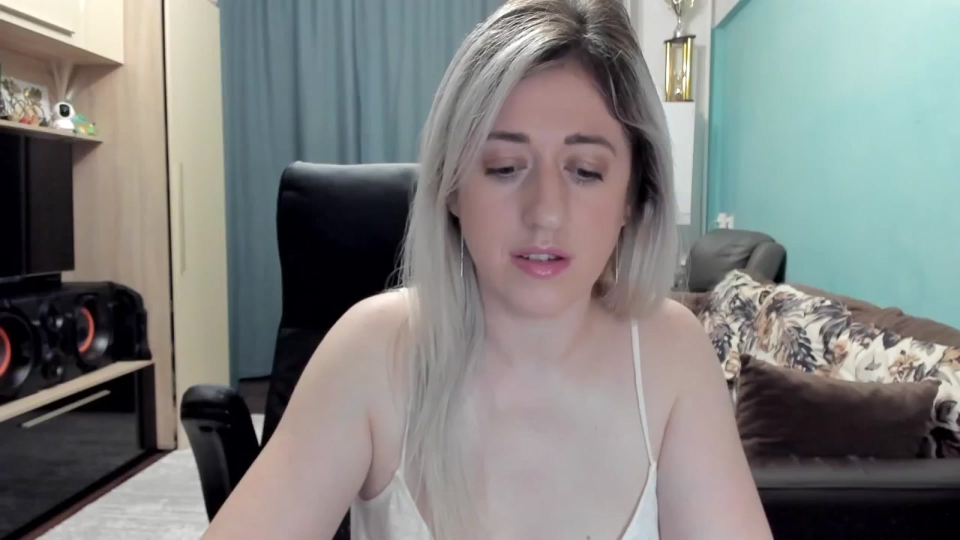 Gallery image thumbnail from SweetDelia_'s myfreecams stream on, 02/12/2026, 23:52 image 3 of 20