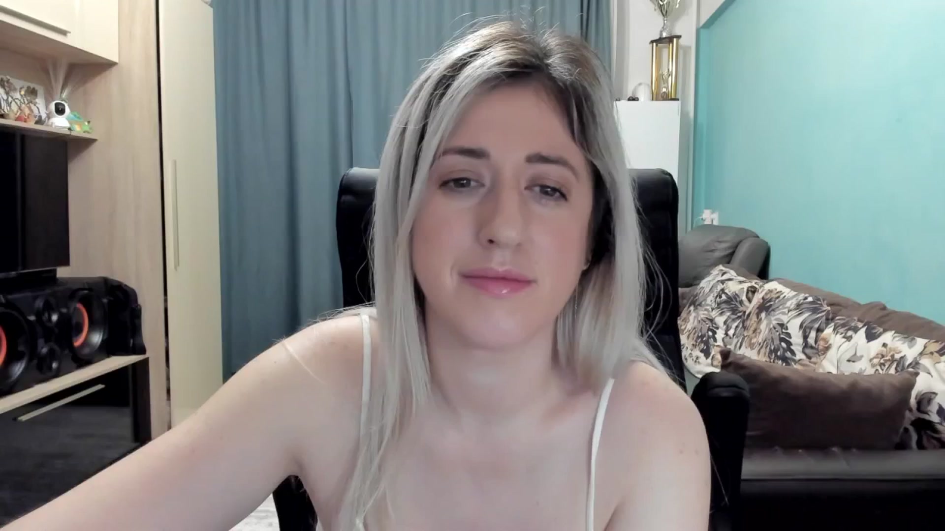Gallery image thumbnail from SweetDelia_'s myfreecams stream on, 02/13/2026, 01:41 image 18 of 20