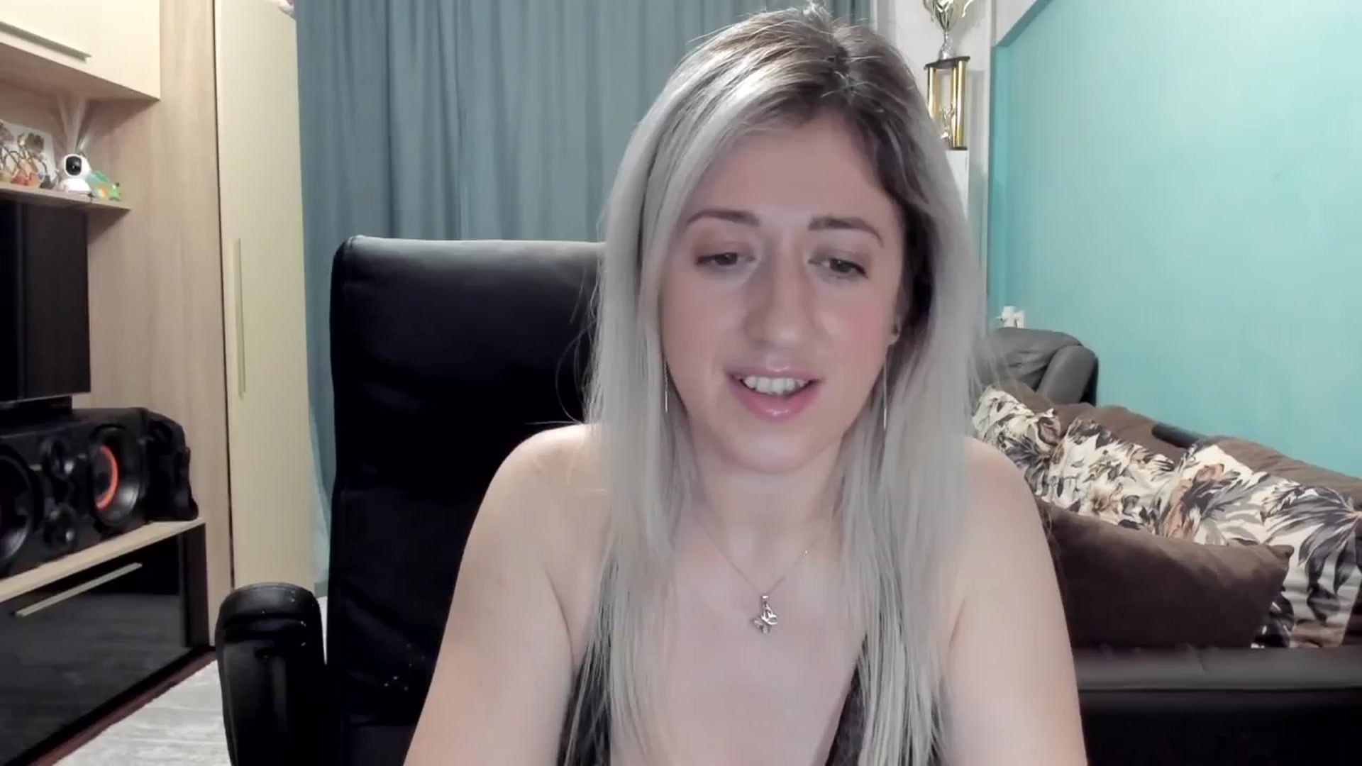 Gallery image thumbnail from SweetDelia_'s myfreecams stream on, 02/13/2026, 22:45 image 16 of 20