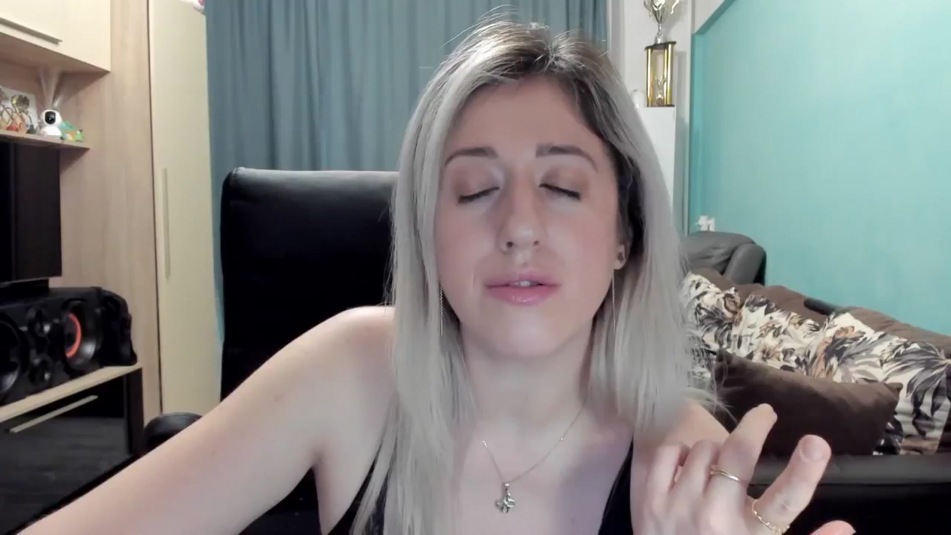 Gallery image thumbnail from SweetDelia_'s myfreecams stream on, 02/14/2026, 24:04 image 2 of 20