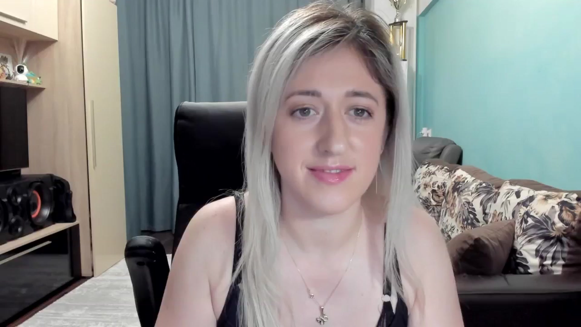 Gallery image thumbnail from SweetDelia_'s myfreecams stream on, 02/17/2026, 22:56 image 16 of 20