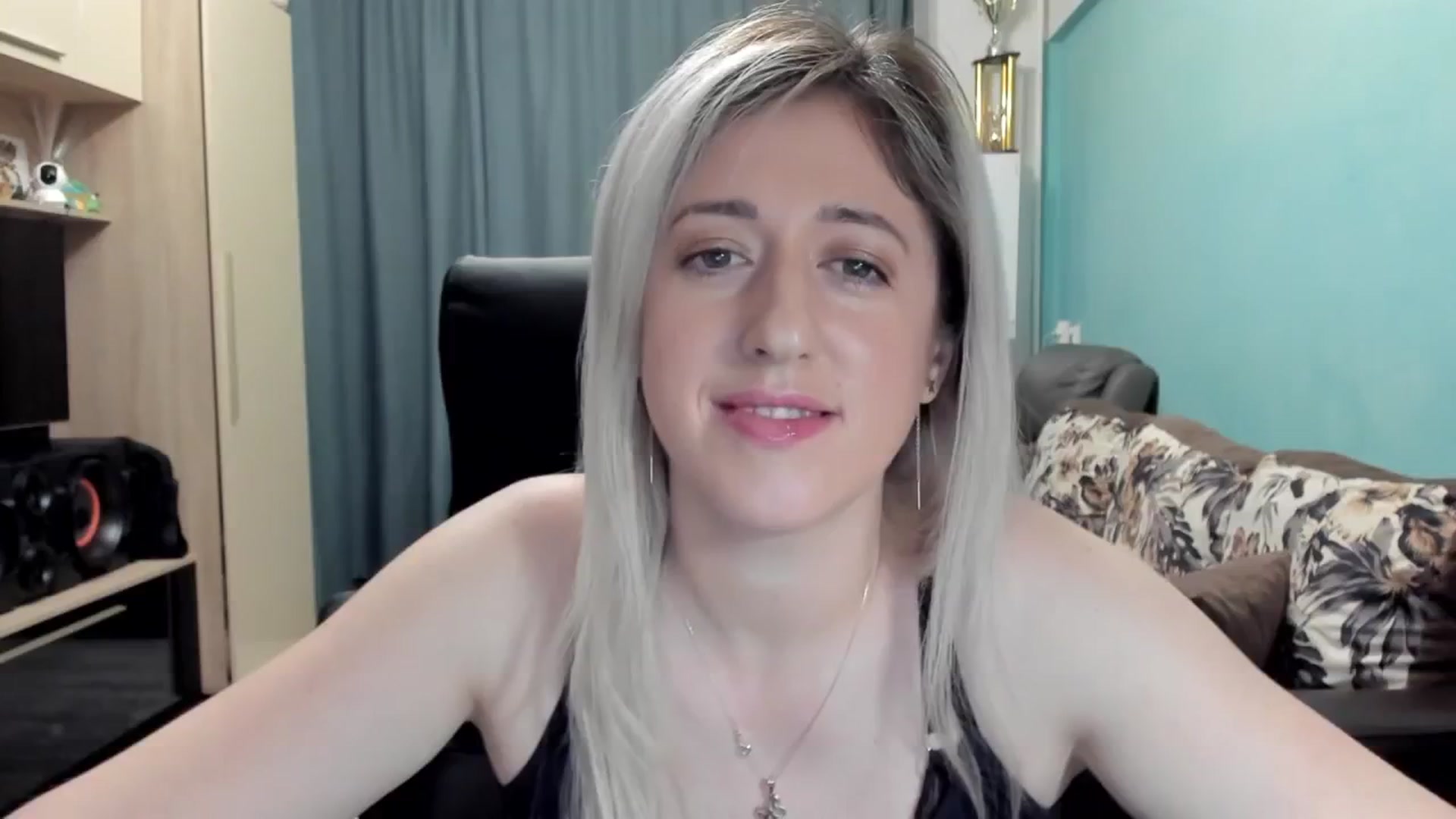 Gallery image thumbnail from SweetDelia_'s myfreecams stream on, 02/17/2026, 22:56 image 17 of 20