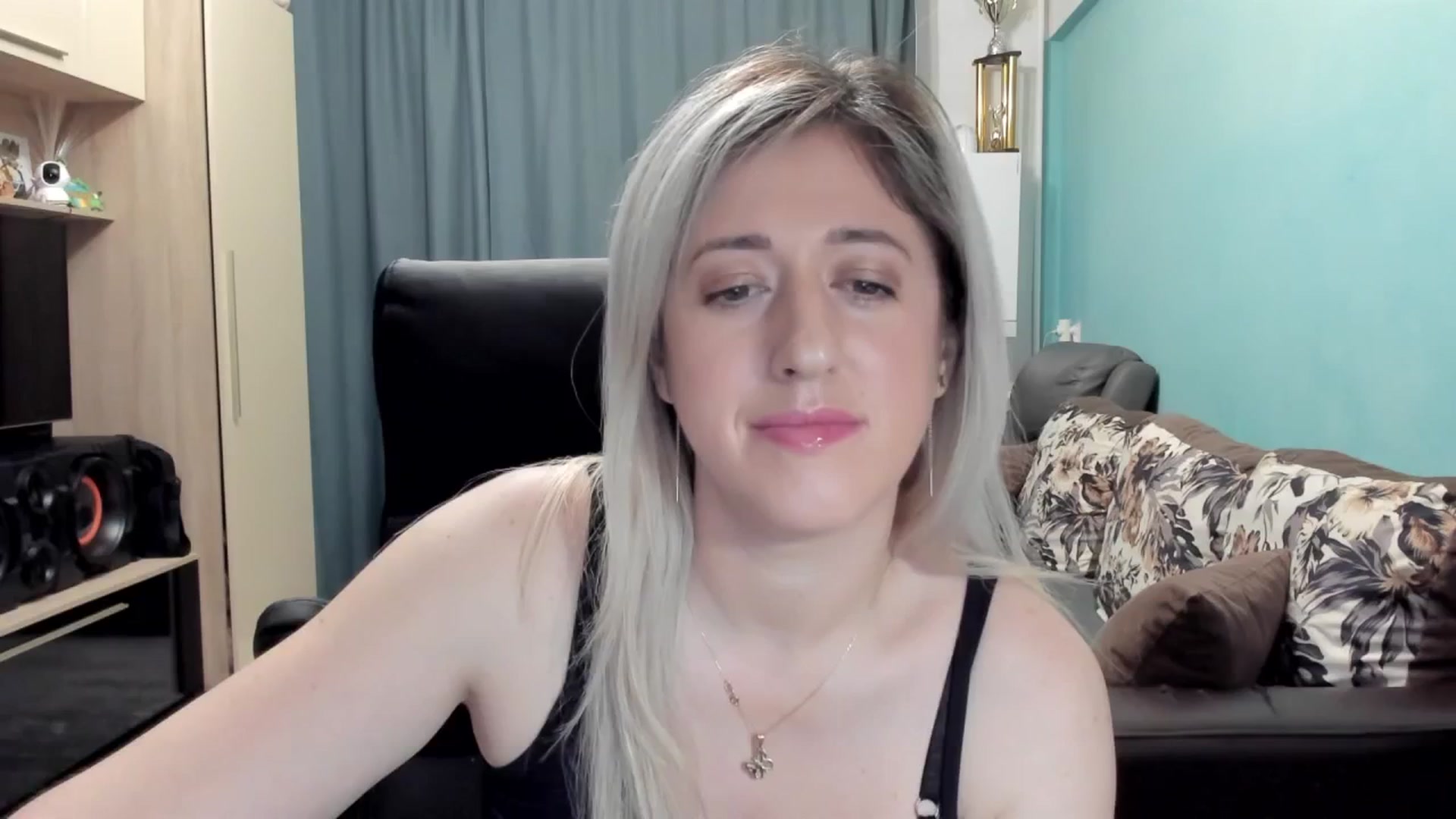 Gallery image thumbnail from SweetDelia_'s myfreecams stream on, 02/17/2026, 22:56 image 6 of 20