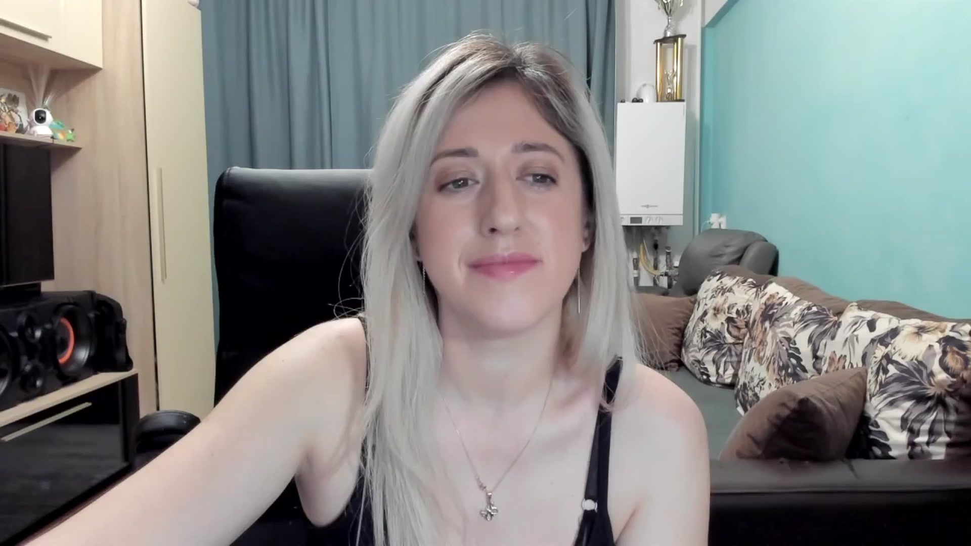 Gallery image thumbnail from SweetDelia_'s myfreecams stream on, 02/18/2026, 01:17 image 13 of 20