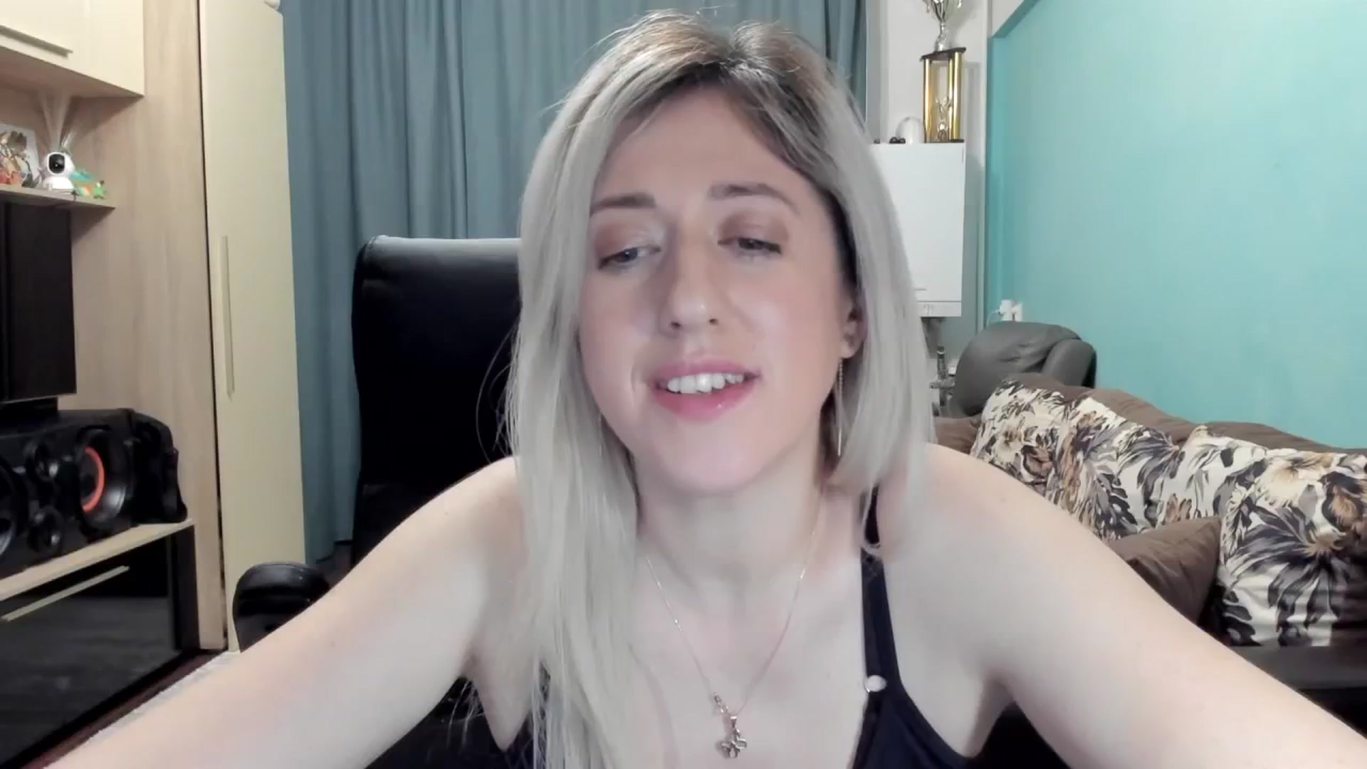 Gallery image thumbnail from SweetDelia_'s myfreecams stream on, 02/18/2026, 01:17 image 4 of 20