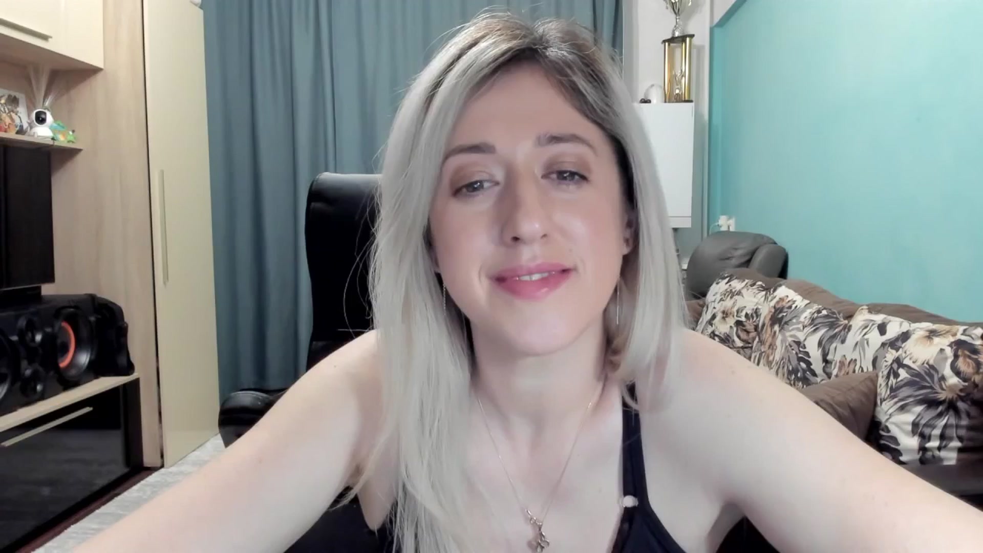 Gallery image thumbnail from SweetDelia_'s myfreecams stream on, 02/18/2026, 01:17 image 7 of 20