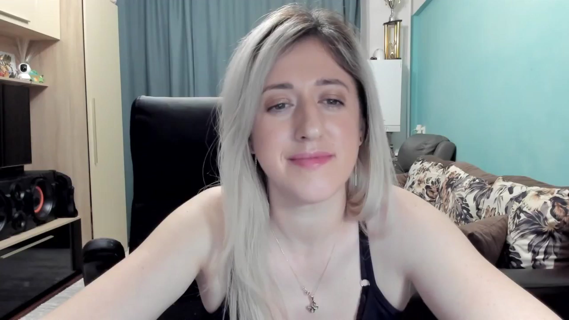 Gallery image thumbnail from SweetDelia_'s myfreecams stream on, 02/18/2026, 01:17 image 17 of 20