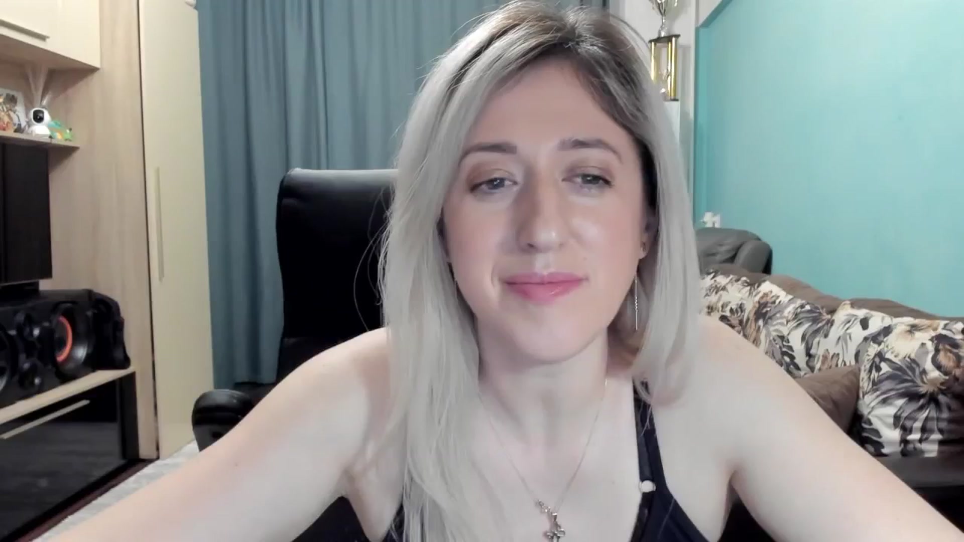 Gallery image thumbnail from SweetDelia_'s myfreecams stream on, 02/18/2026, 01:17 image 6 of 20