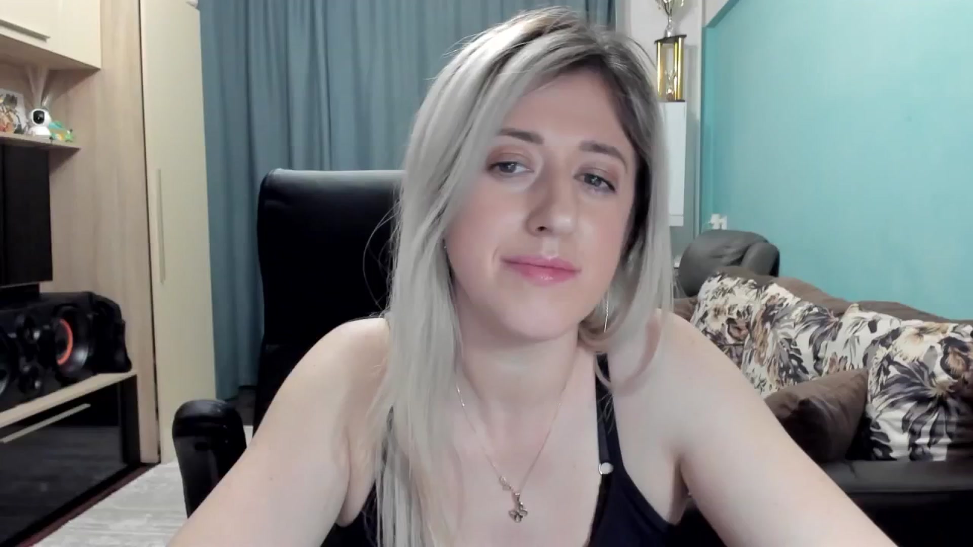 Gallery image thumbnail from SweetDelia_'s myfreecams stream on, 02/18/2026, 01:17 image 2 of 20