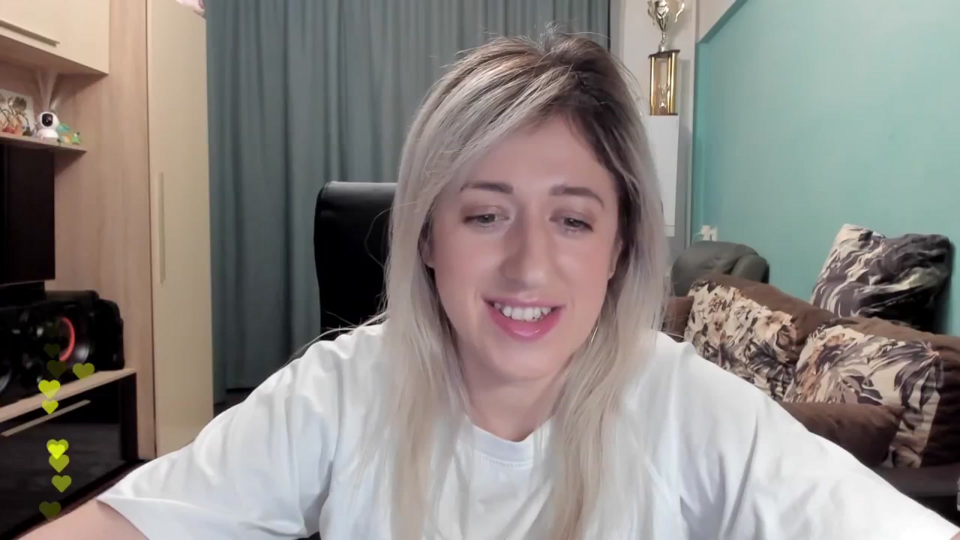 Gallery image thumbnail from SweetDelia_'s myfreecams stream on, 02/18/2026, 23:23 image 12 of 20