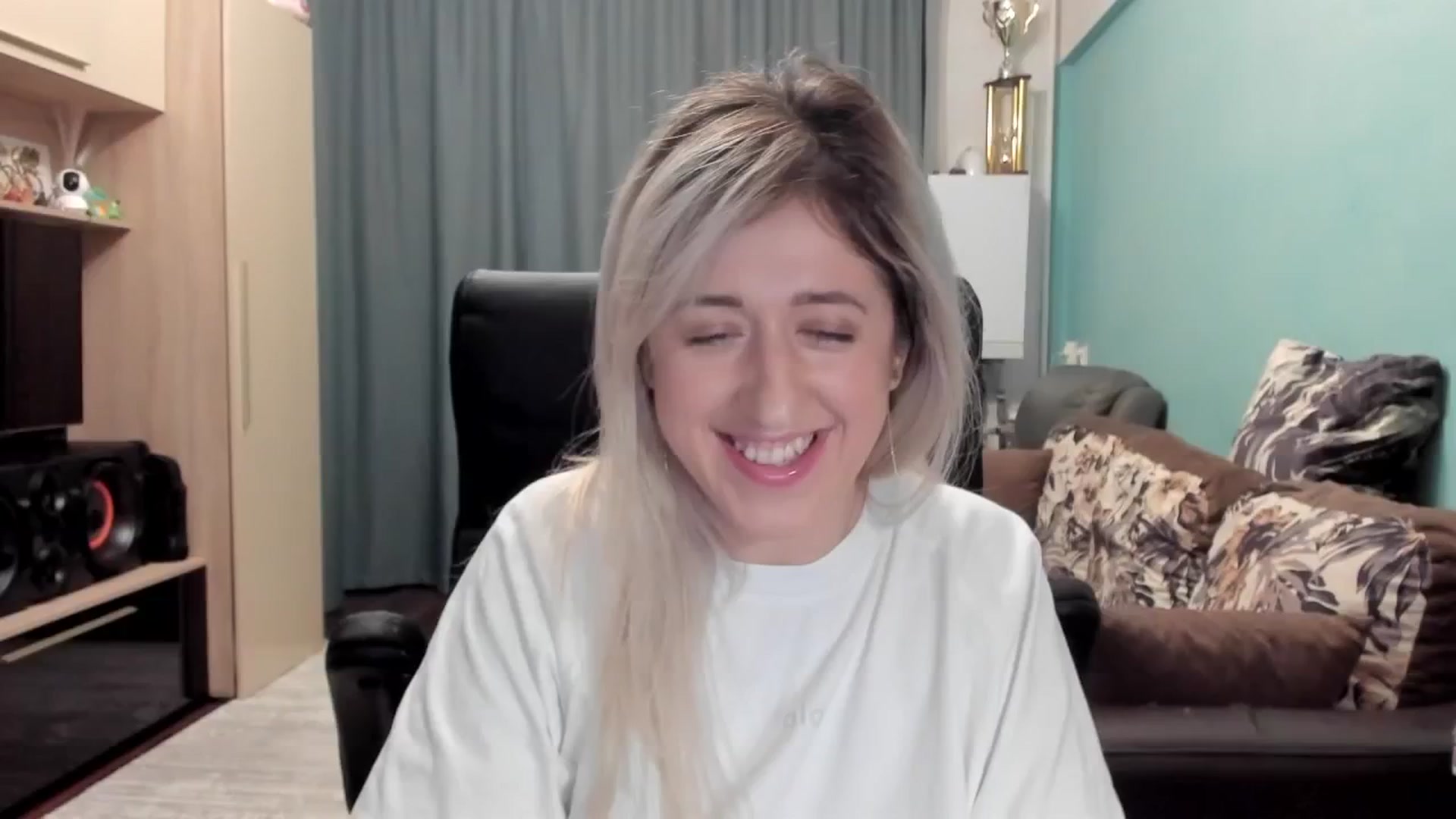 Gallery image thumbnail from SweetDelia_'s myfreecams stream on, 02/18/2026, 23:23 image 20 of 20