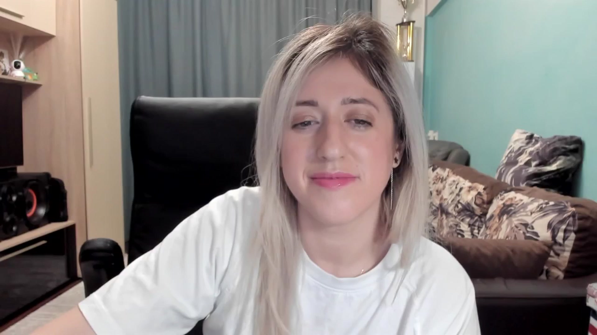 Gallery image thumbnail from SweetDelia_'s myfreecams stream on, 02/19/2026, 02:20 image 10 of 20