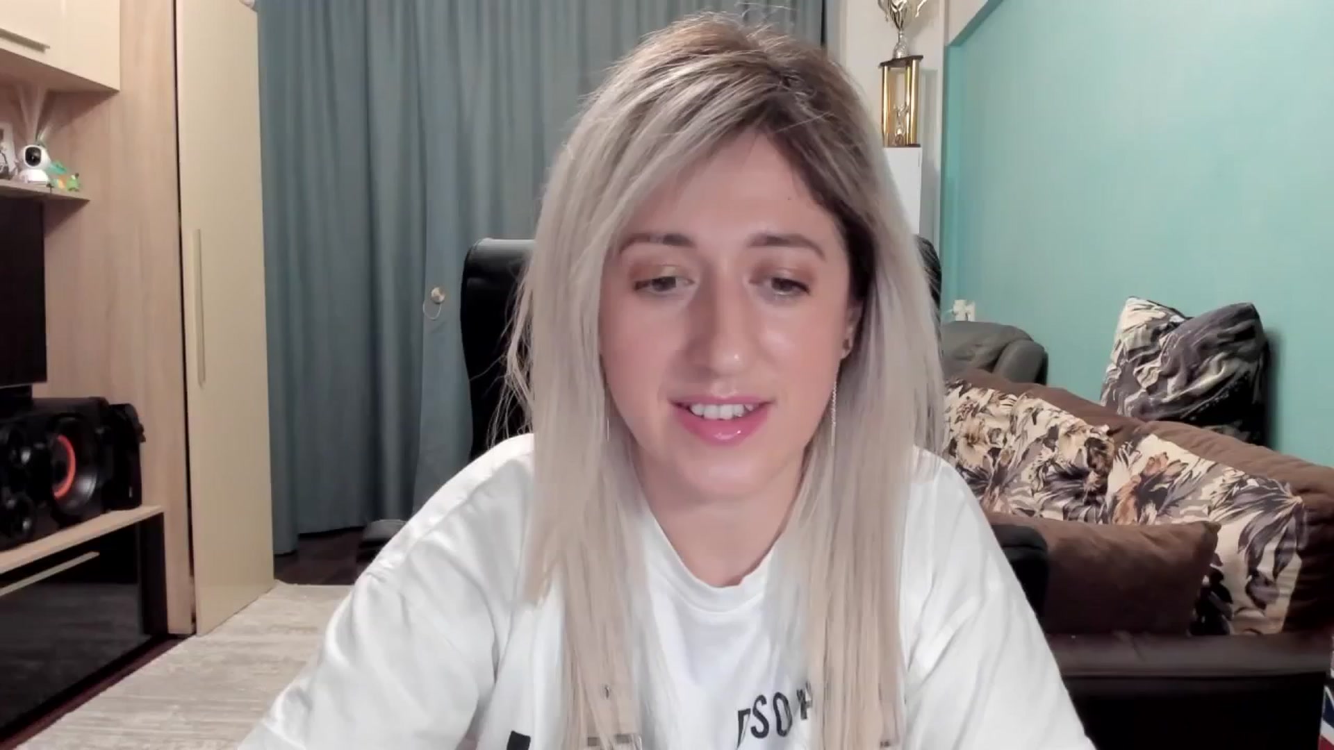 Gallery image thumbnail from SweetDelia_'s myfreecams stream on, 02/19/2026, 23:45 image 4 of 20