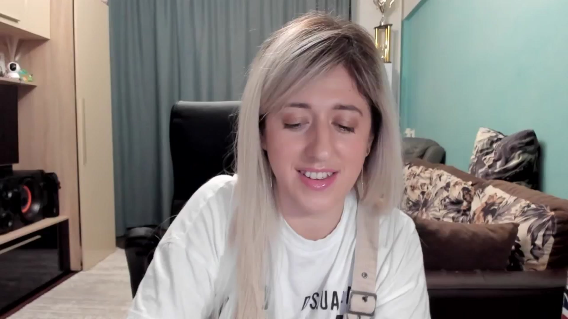 Gallery image thumbnail from SweetDelia_'s myfreecams stream on, 02/19/2026, 23:45 image 20 of 20