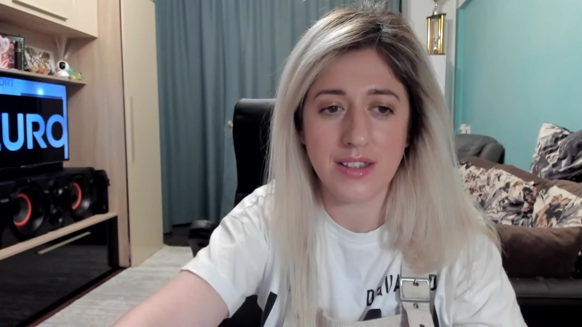 Gallery image thumbnail from SweetDelia_'s myfreecams stream on, 02/20/2026, 02:04 image 9 of 20