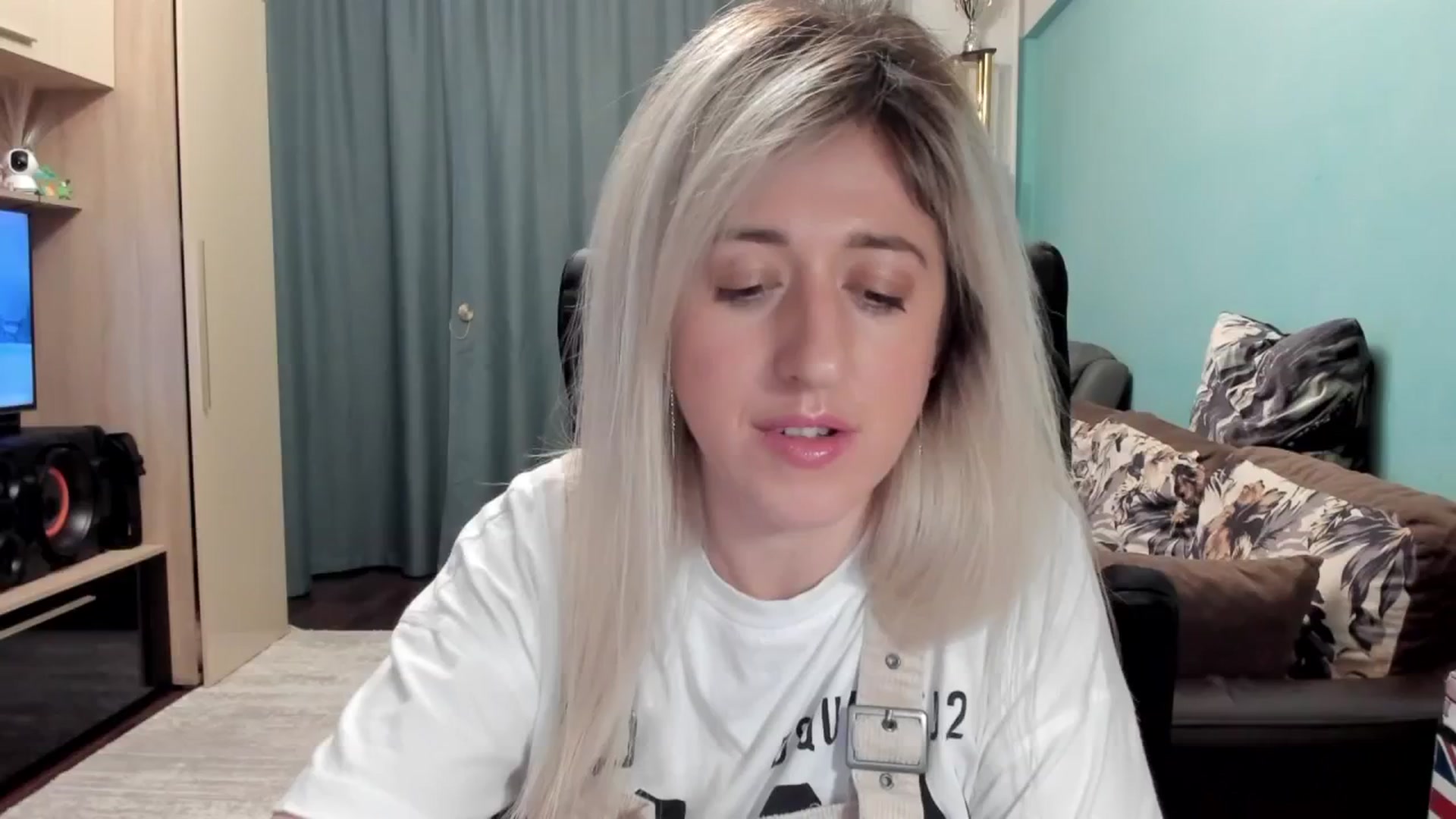 Gallery image thumbnail from SweetDelia_'s myfreecams stream on, 02/20/2026, 02:04 image 6 of 20